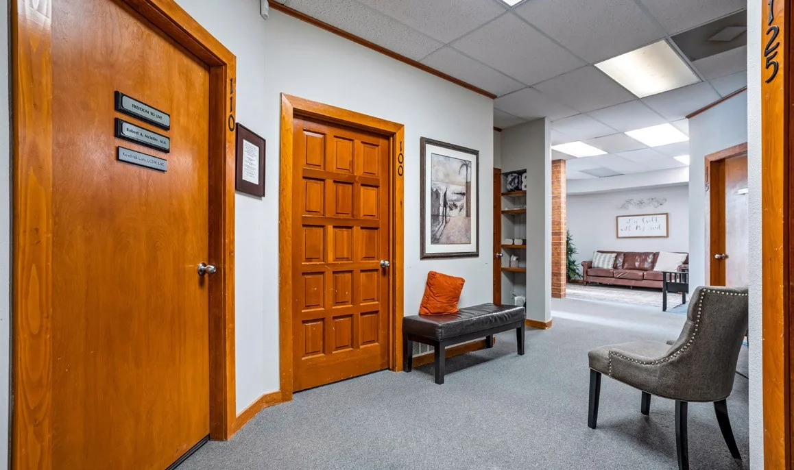 Office in Colorado Springs, CO — Sale in Colorado Springs, CO, photo 4 of 8