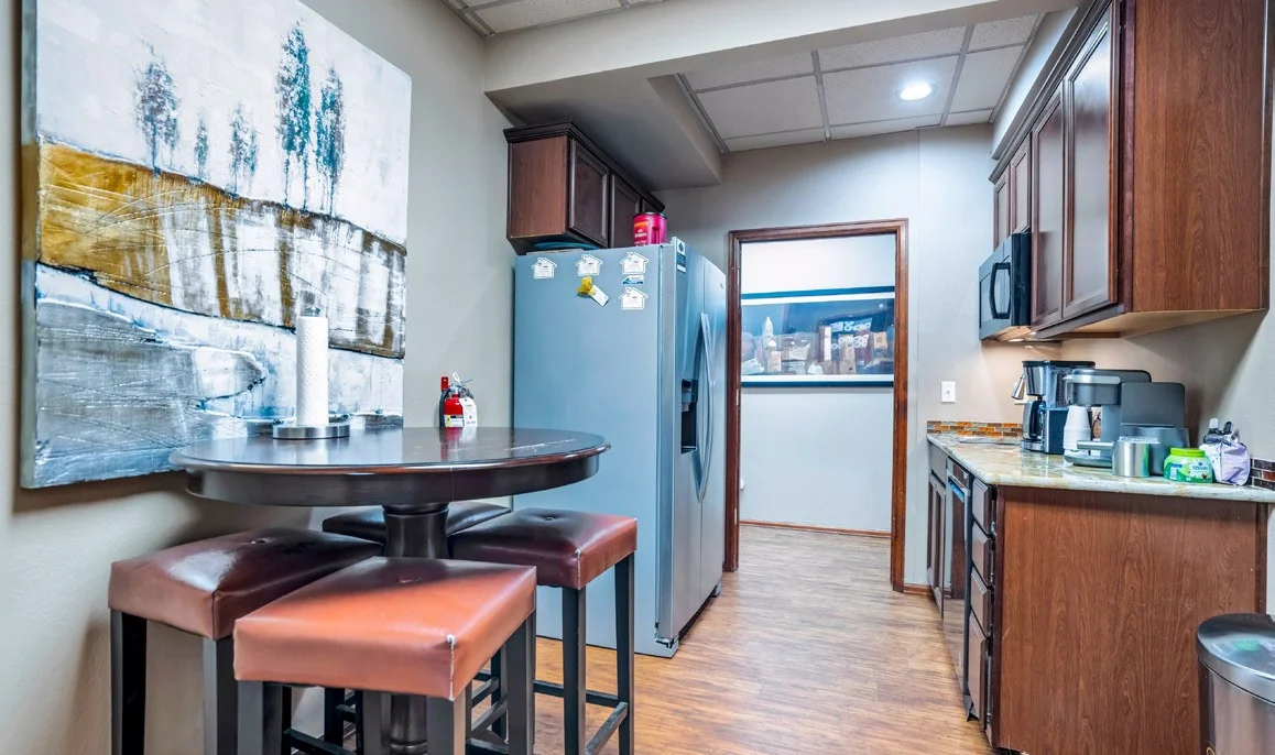 Office in Colorado Springs, CO — Sale in Colorado Springs, CO, photo 5 of 8