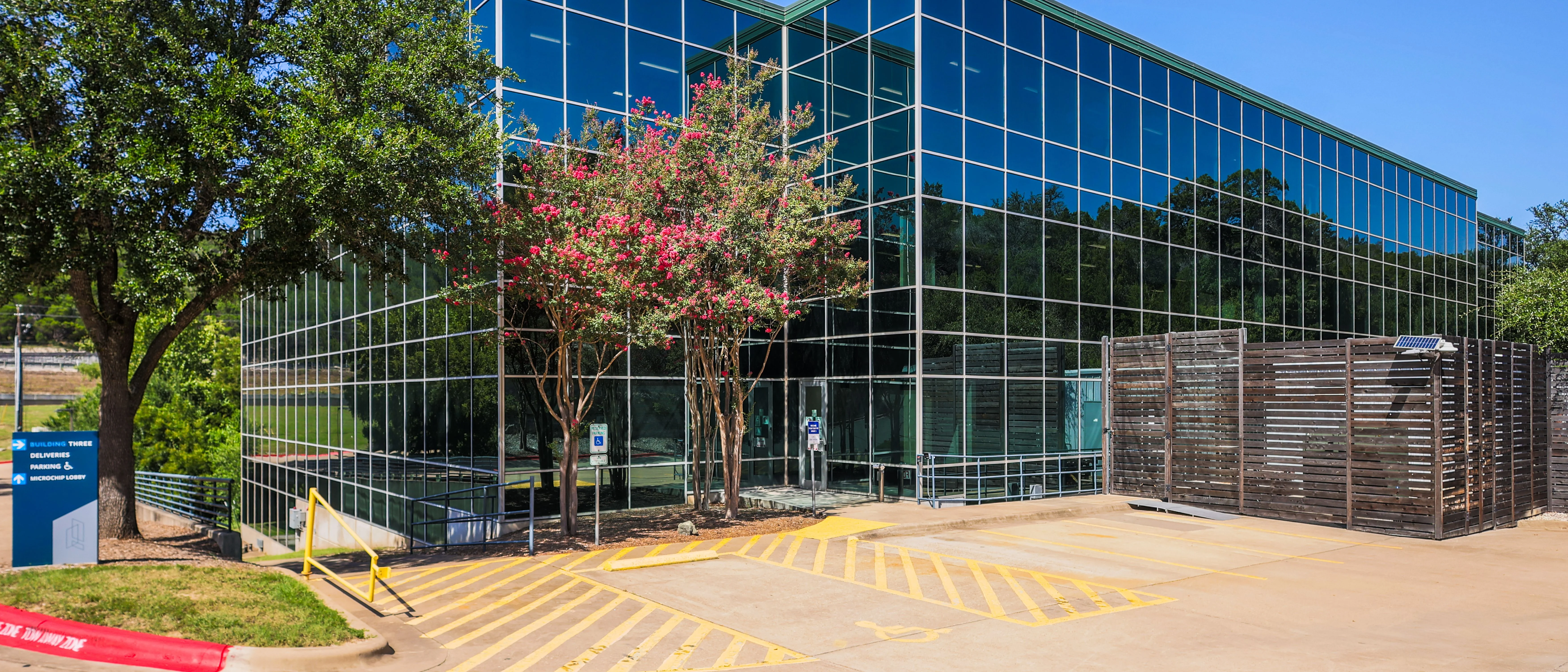 Park Centre I-III — Sale in Austin, TX, photo 8 of 8