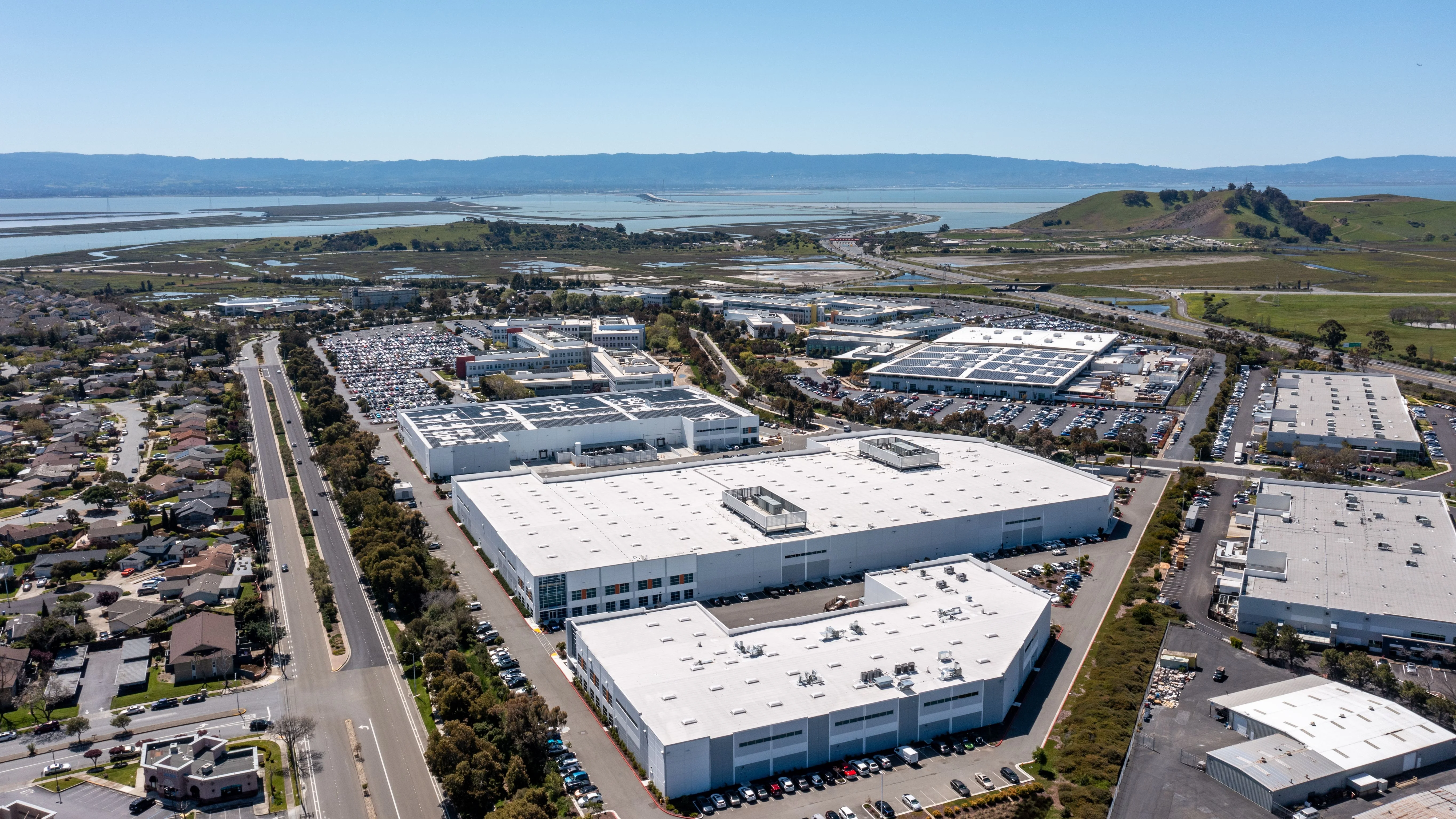 Gateway 84 (Newark, CA) — Sale in Newark, CA, photo 1 of 8