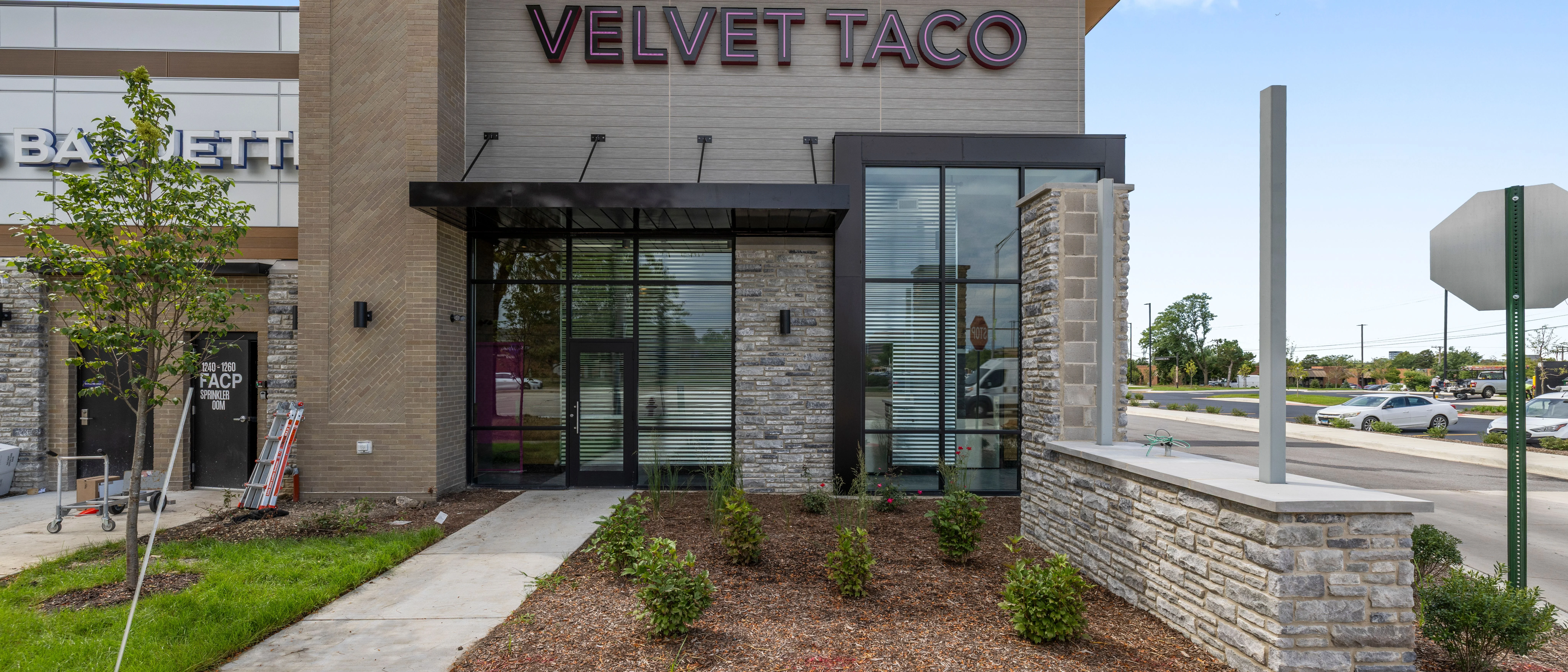 Crossroads of Schaumburg — Sale in Schaumburg, IL, photo 8 of 8