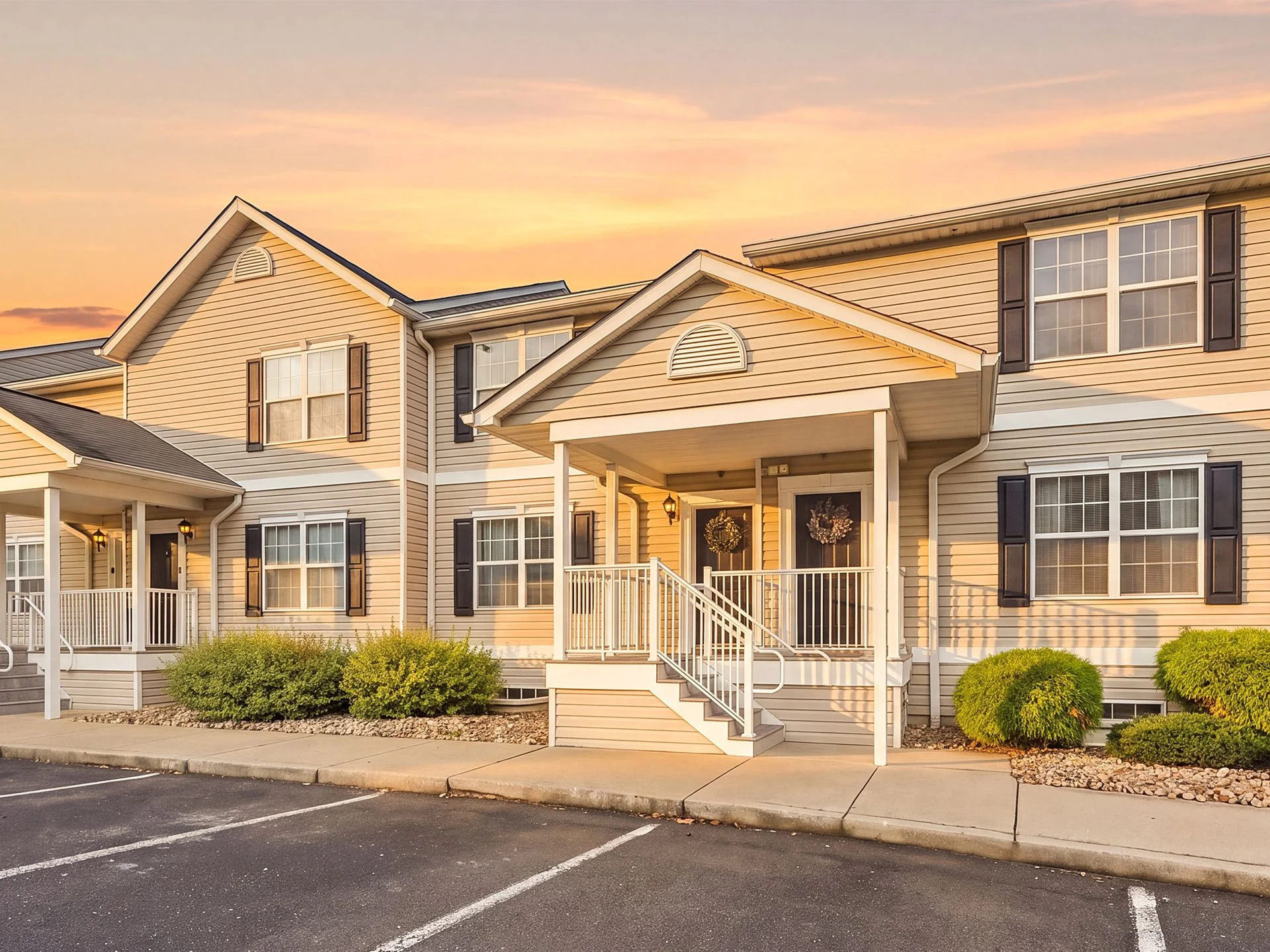 Canvas Townhomes (WVU) — Sale in Morgantown, WV, photo 2 of 8
