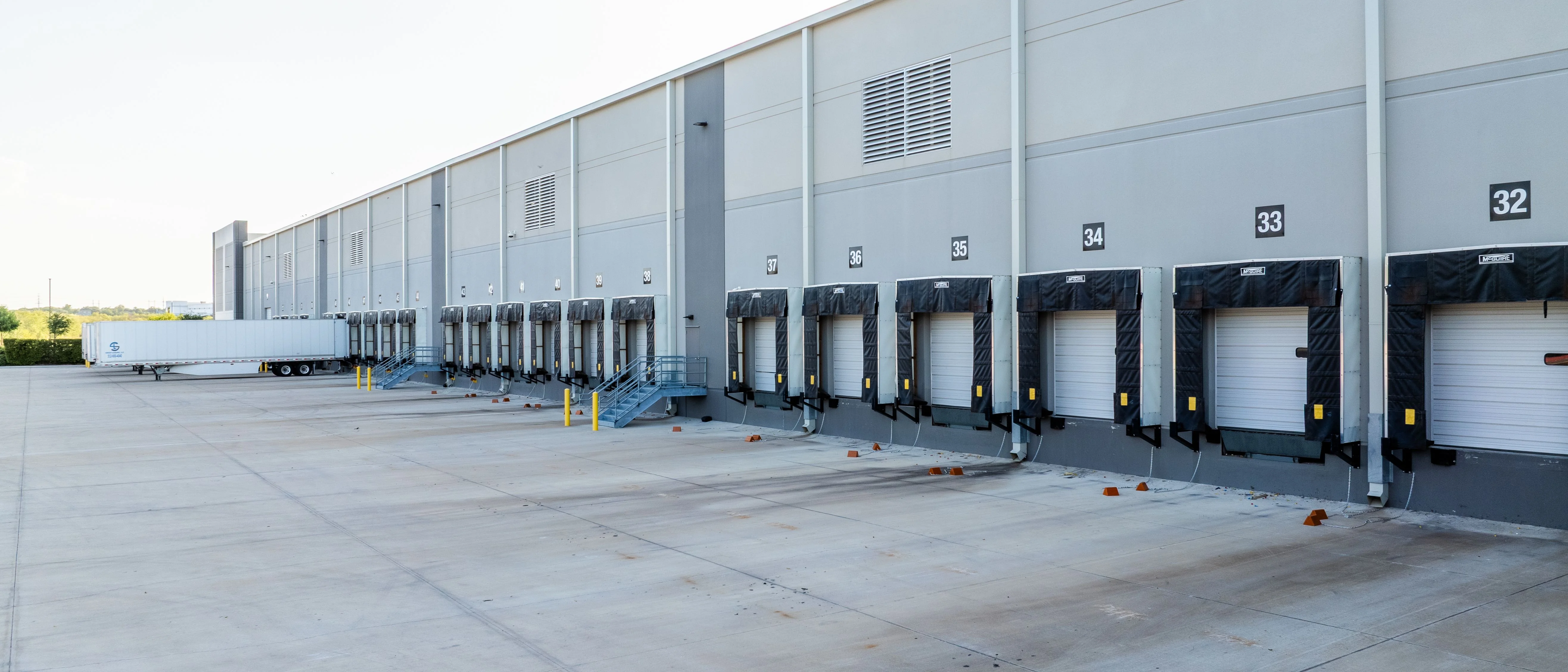 Airport Logistics Center — Sale in Austin, TX, photo 5 of 8