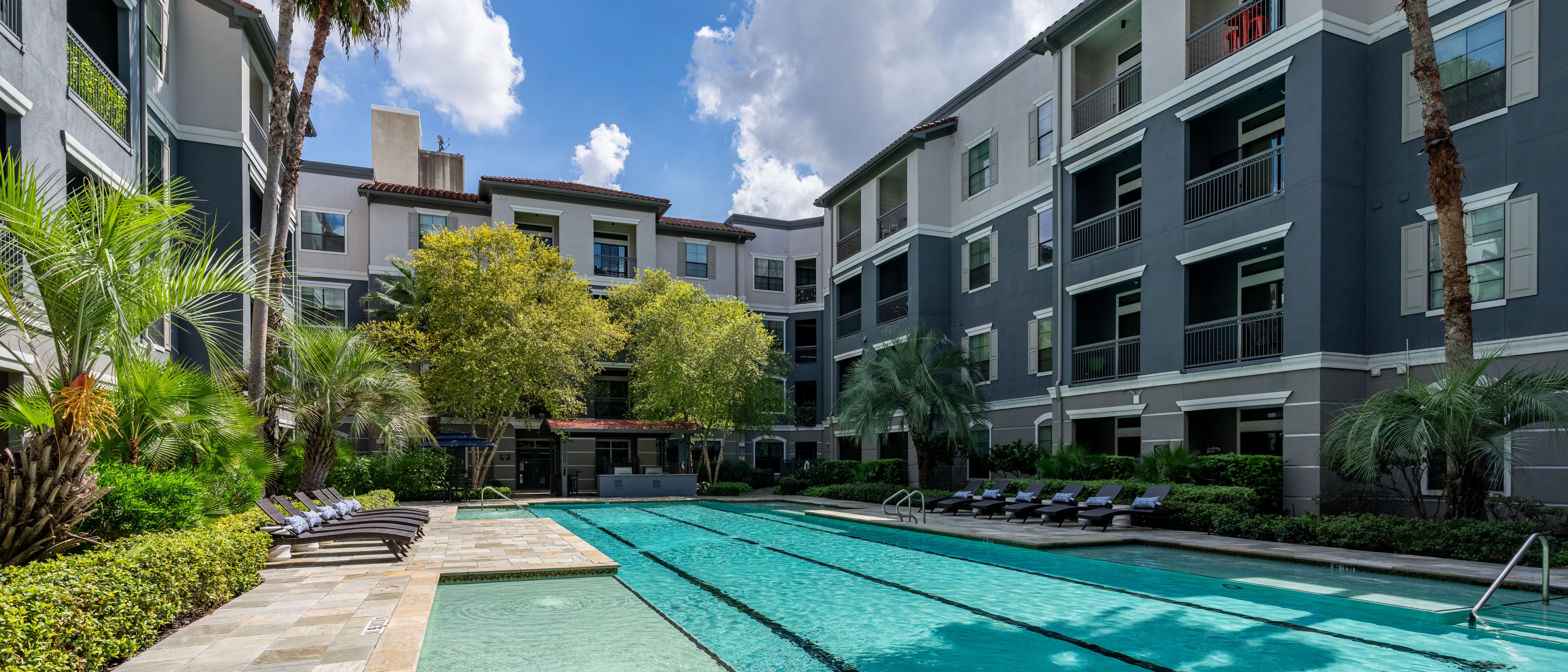 The Grove at Wilcrest — Sale in Houston, TX, photo 7 of 8