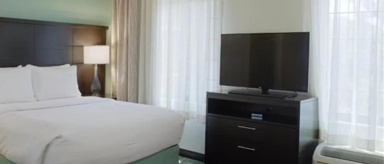 Staybridge Suites Fayetteville — Sale in Fayetteville, AR, photo 4 of 8