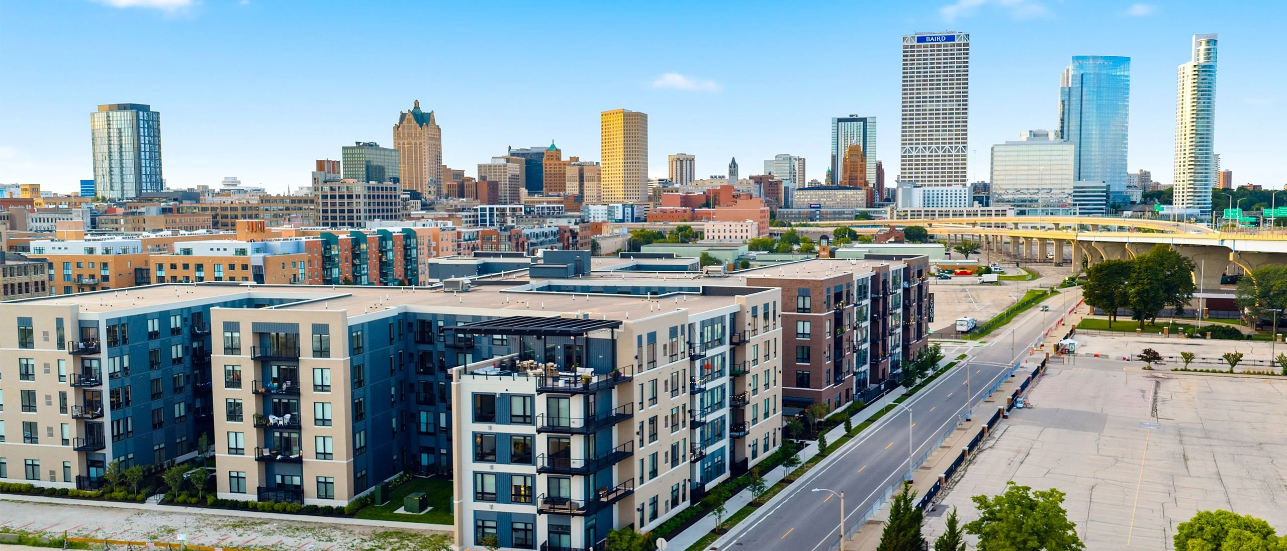Evoni Apartments — Sale in Milwaukee, WI, photo 3 of 8