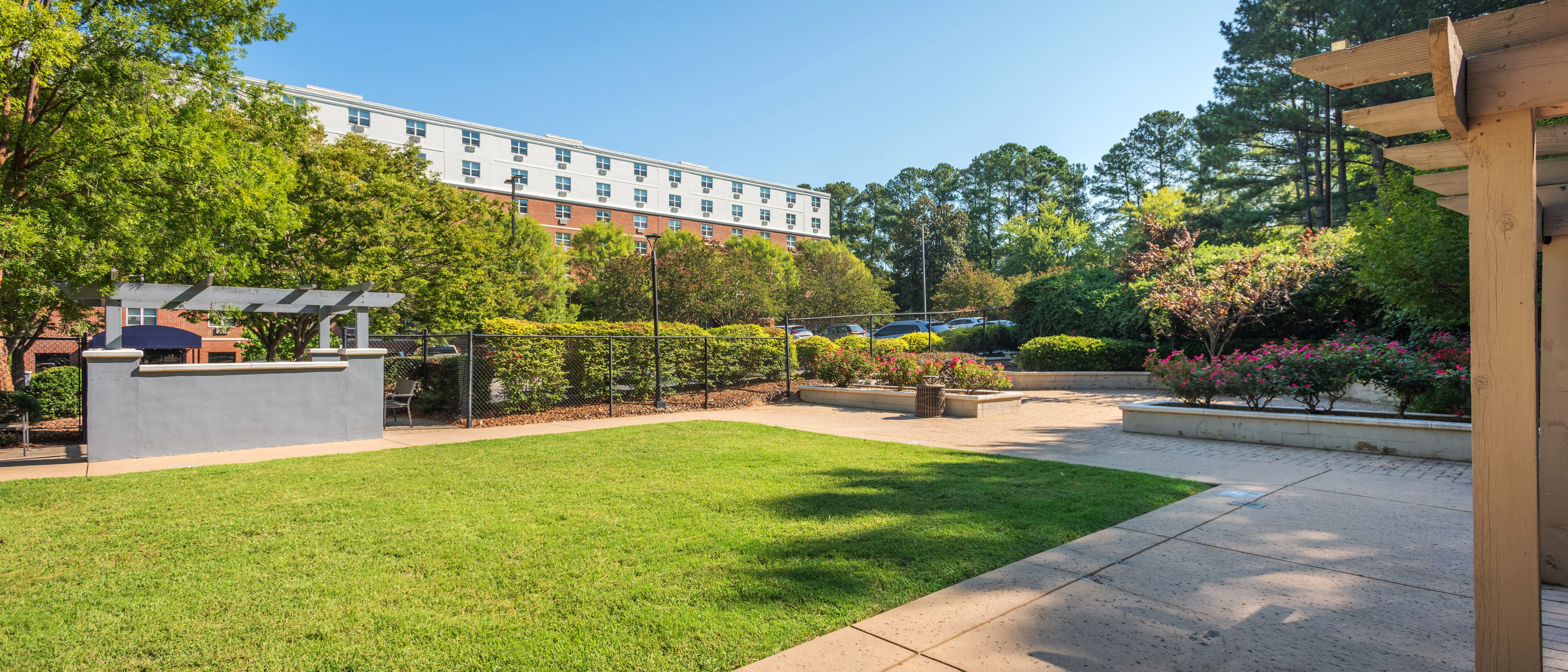Sterling Glenwood — Sale in Raleigh, NC, photo 7 of 8