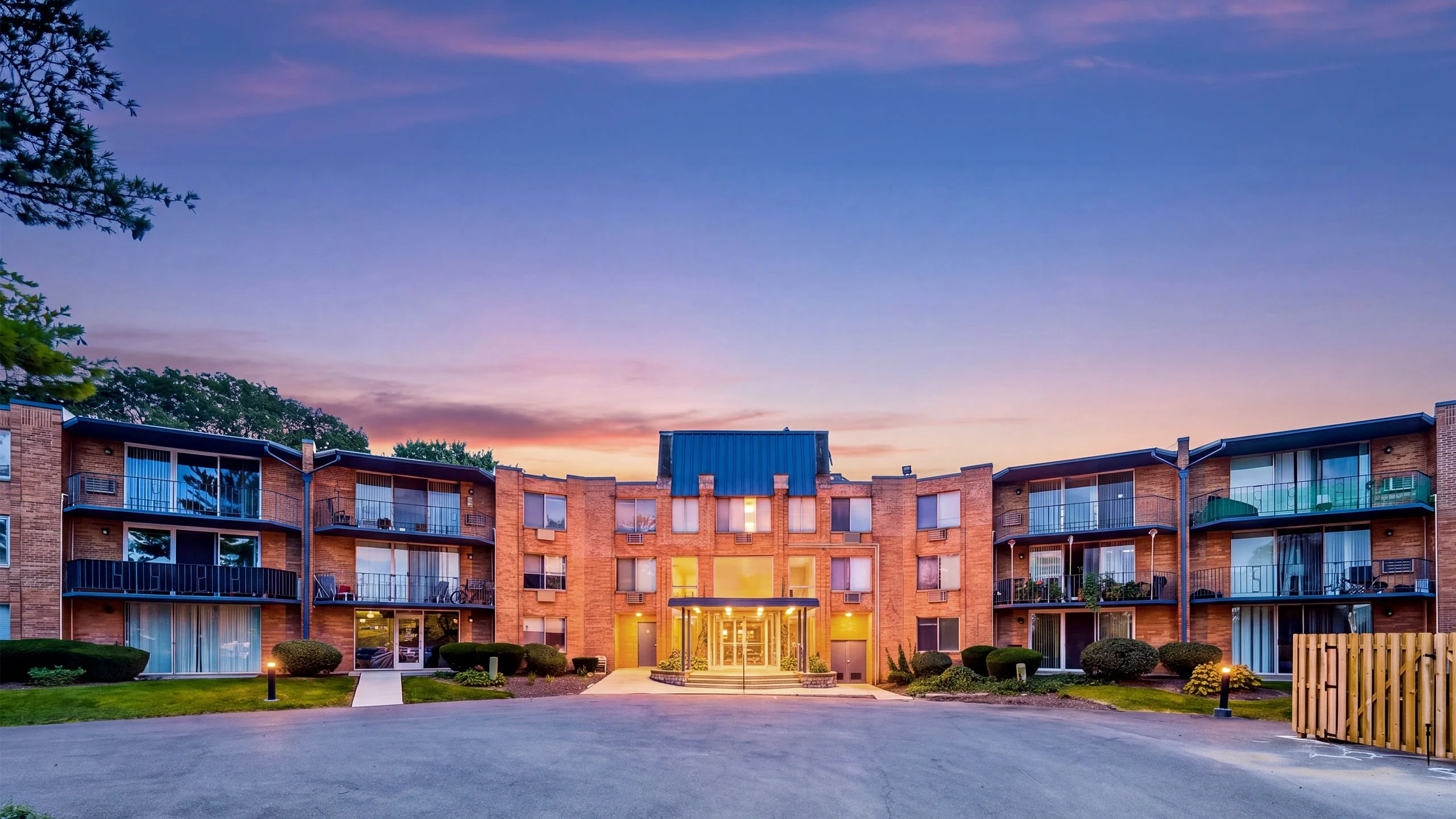 Reserve on Washington — Sale in Naperville, IL, photo 1 of 8
