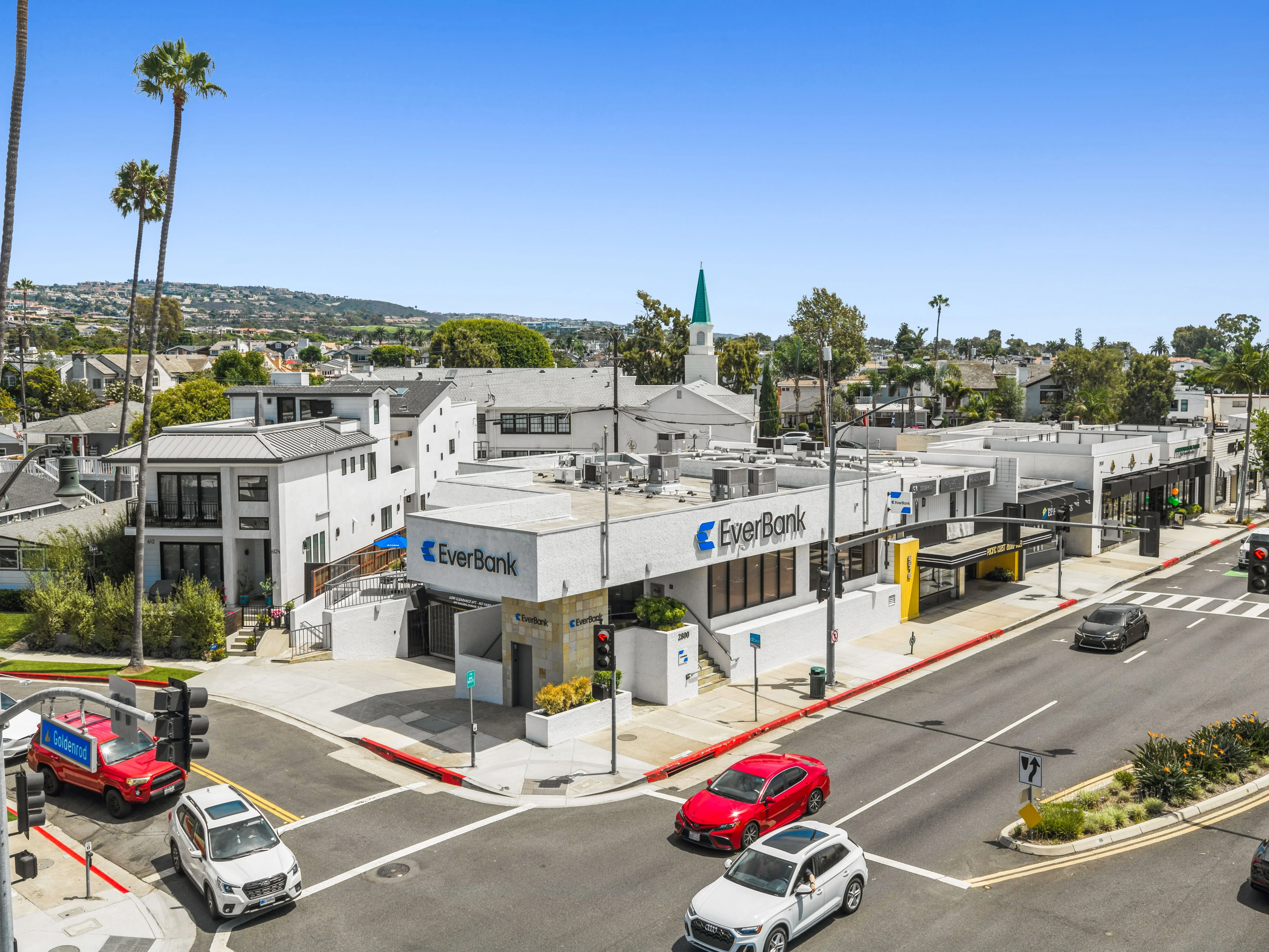 Everbank - Corona del Mar, CA — Sale in Newport Beach, CA, photo 2 of 8