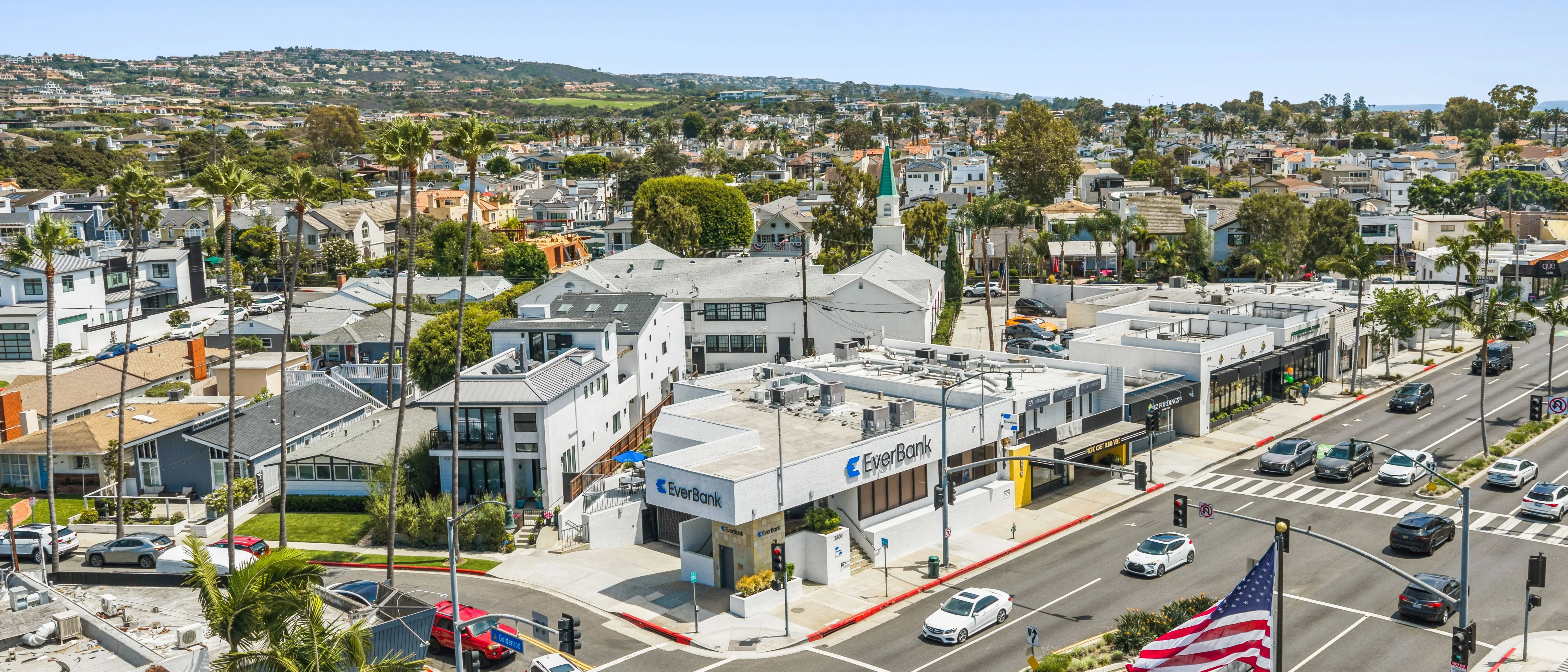 Everbank - Corona del Mar, CA — Sale in Newport Beach, CA, photo 6 of 8
