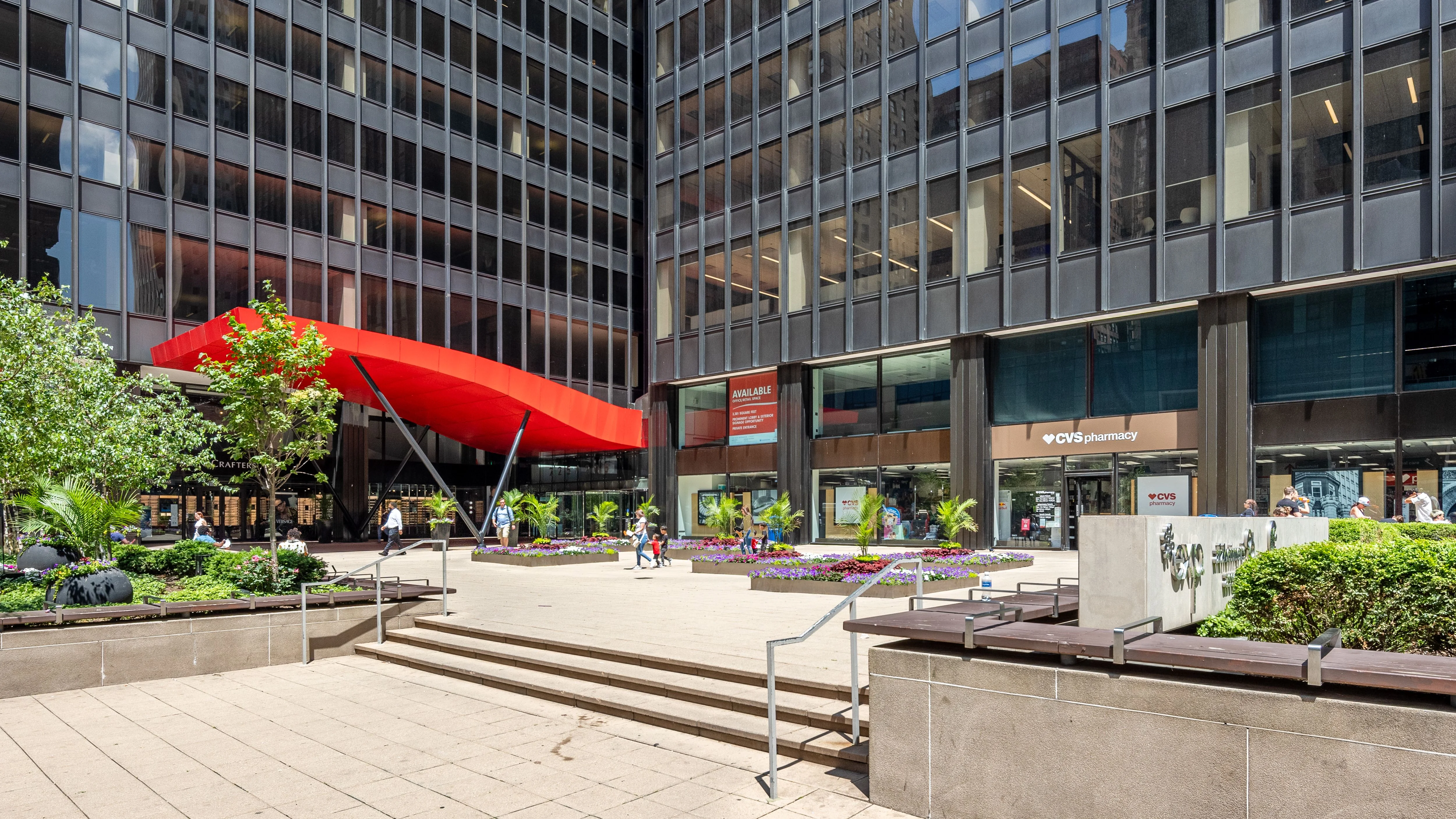 $69 Million Office Loan | Michigan Plaza | Chicago, IL — Sale in Chicago, IL, photo 5 of 8