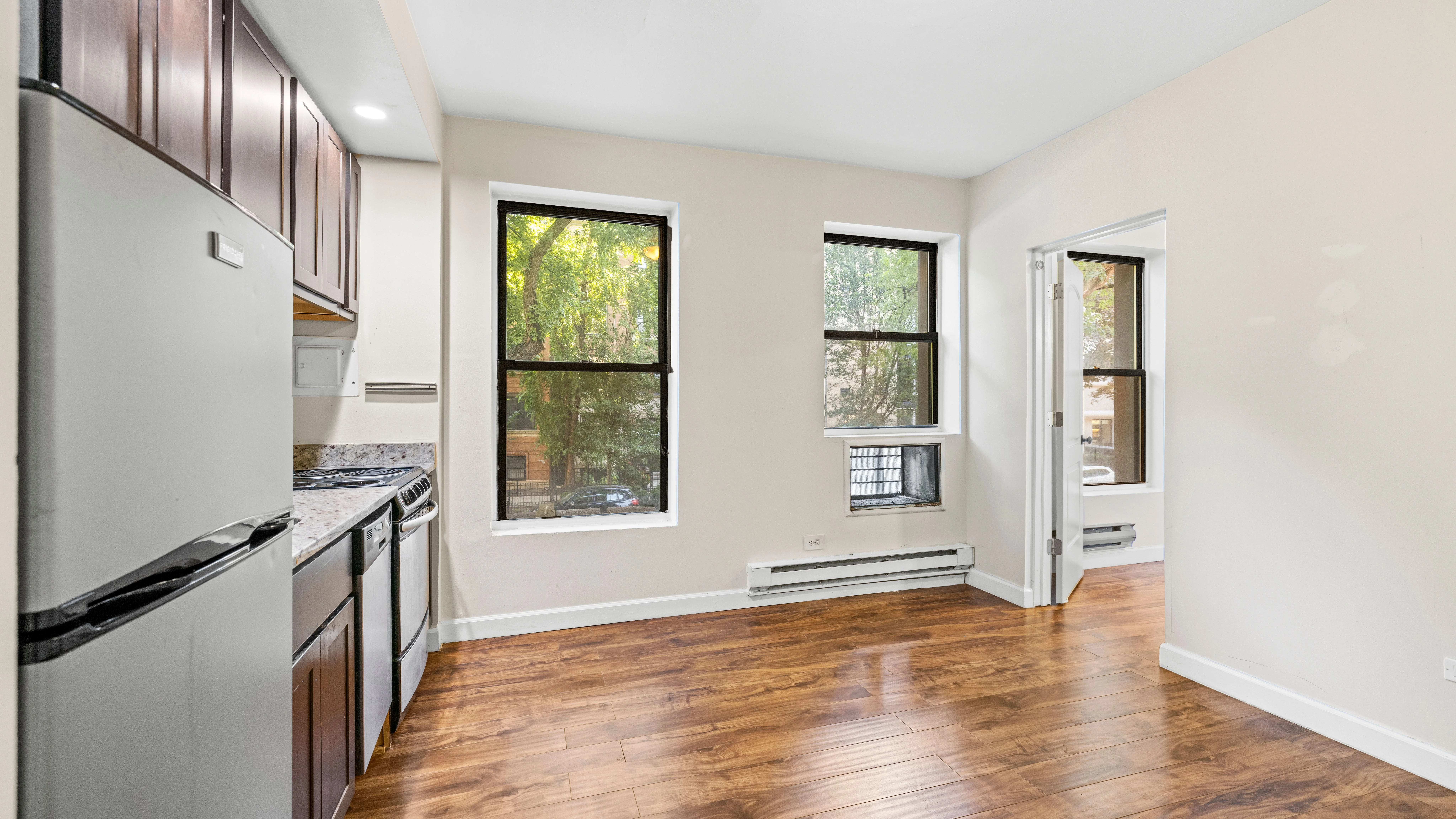 Dearborn Portfolio - 1430 & 1504 N Dearborn — Sale in Chicago, IL, photo 5 of 8