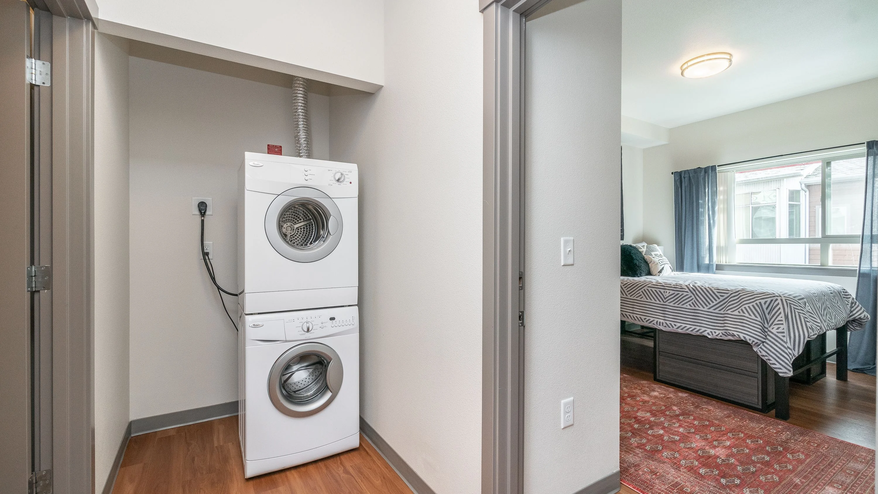 Eugene 2-Pack (University of Oregon) — Sale in Eugene, OR, photo 4 of 8
