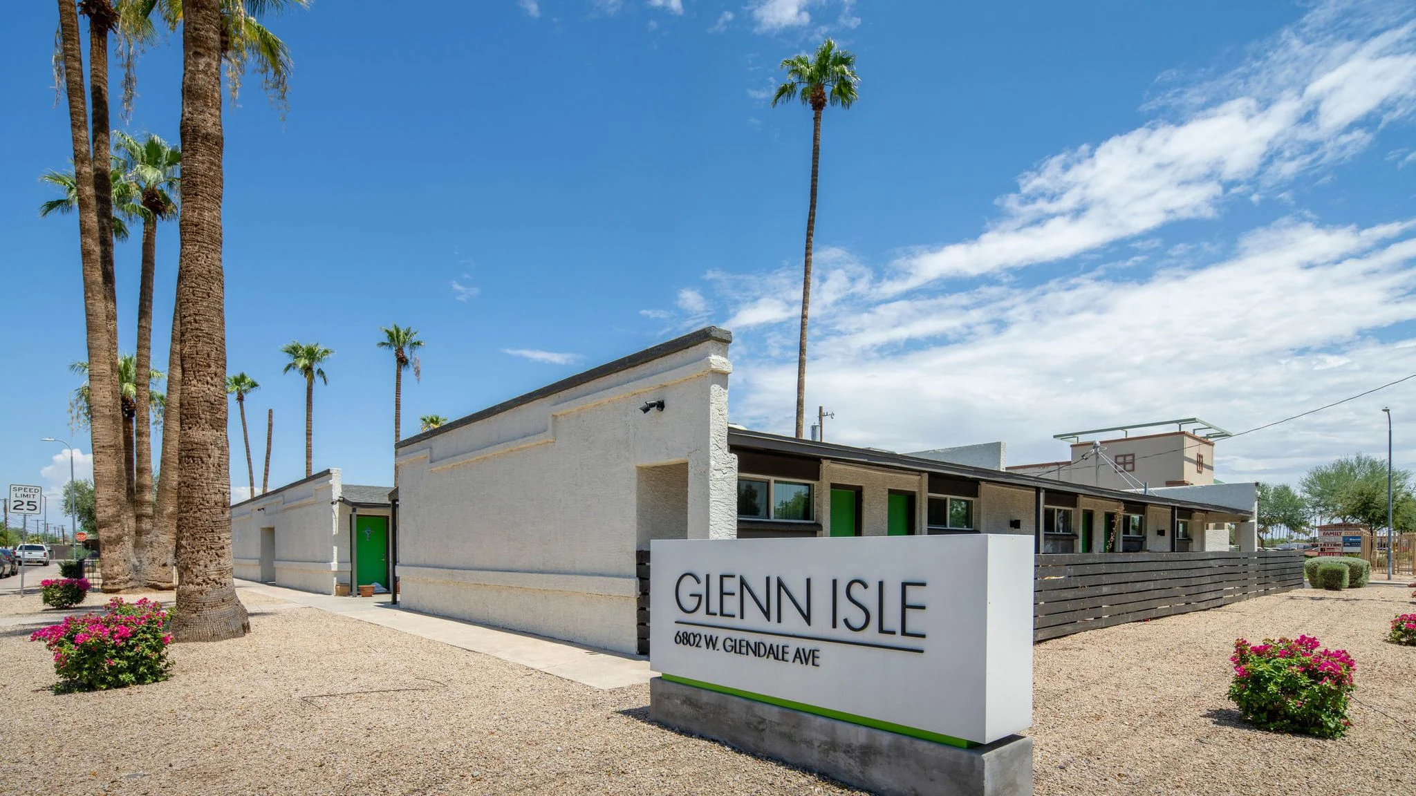Glenn Isle — Sale in Glendale, AZ, photo 1 of 8