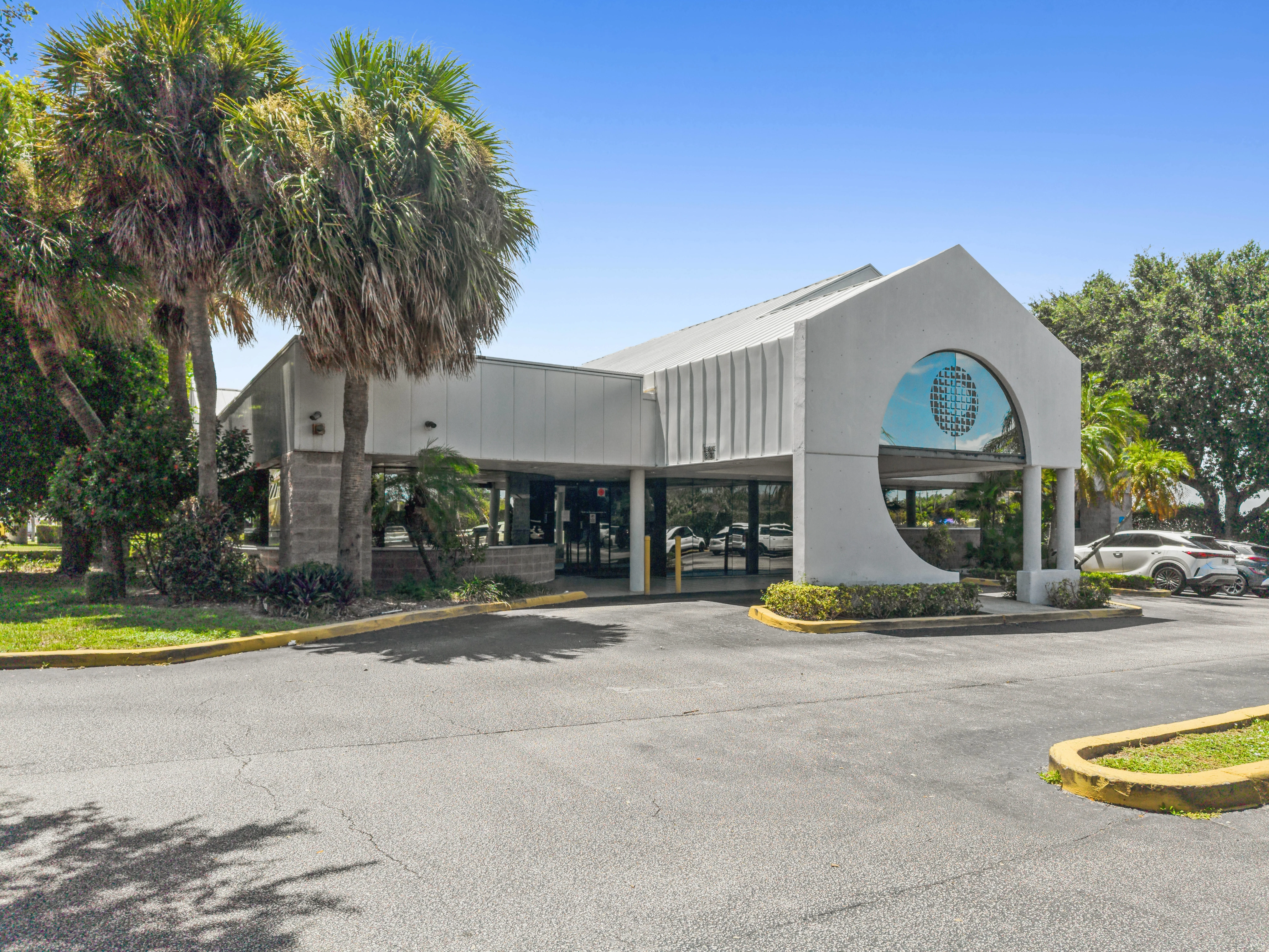 Eyesouth Partners - Boynton Beach, FL — Sale in Boynton Beach, FL, photo 2 of 8