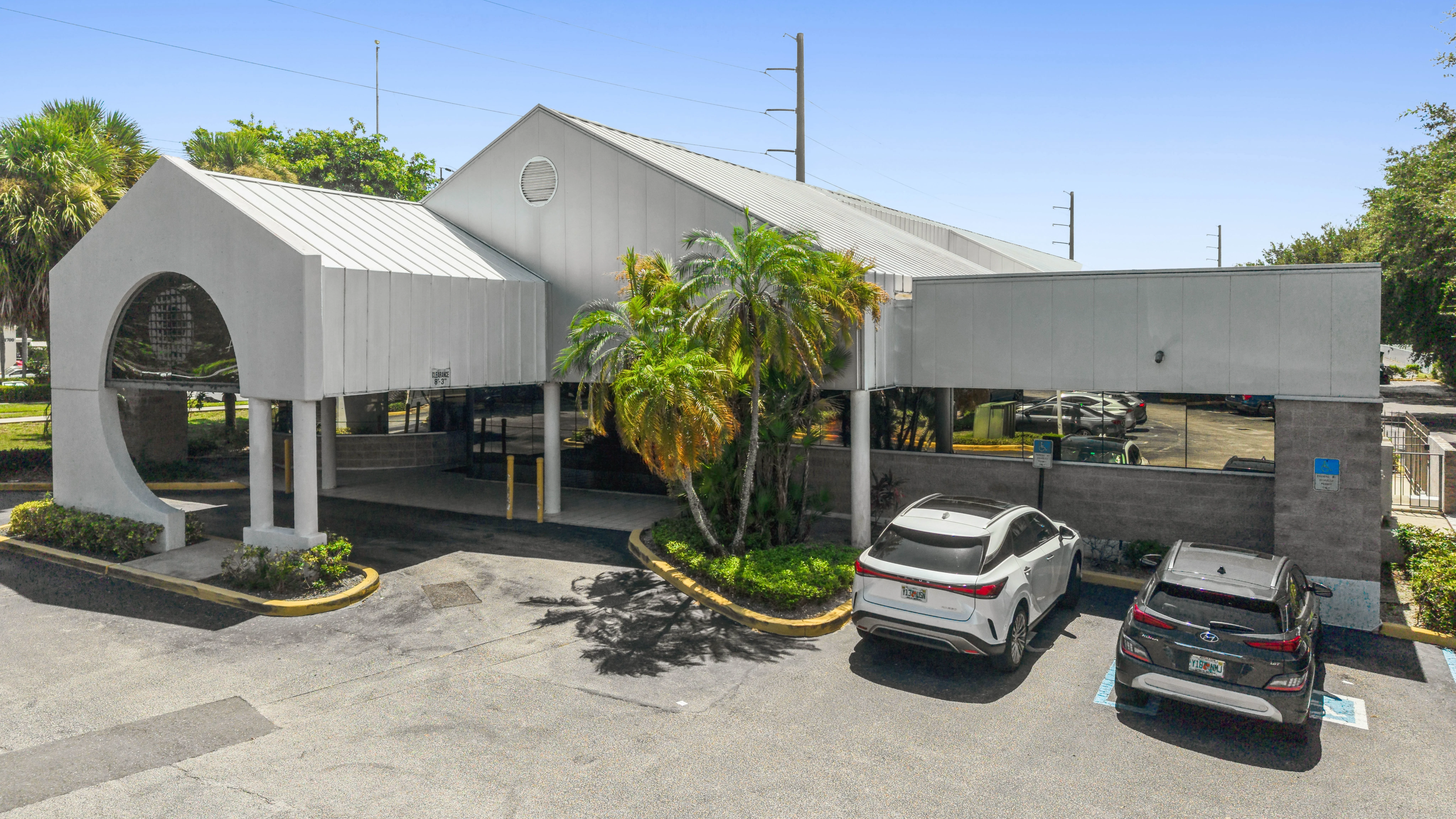 Eyesouth Partners - Boynton Beach, FL — Sale in Boynton Beach, FL, photo 7 of 8