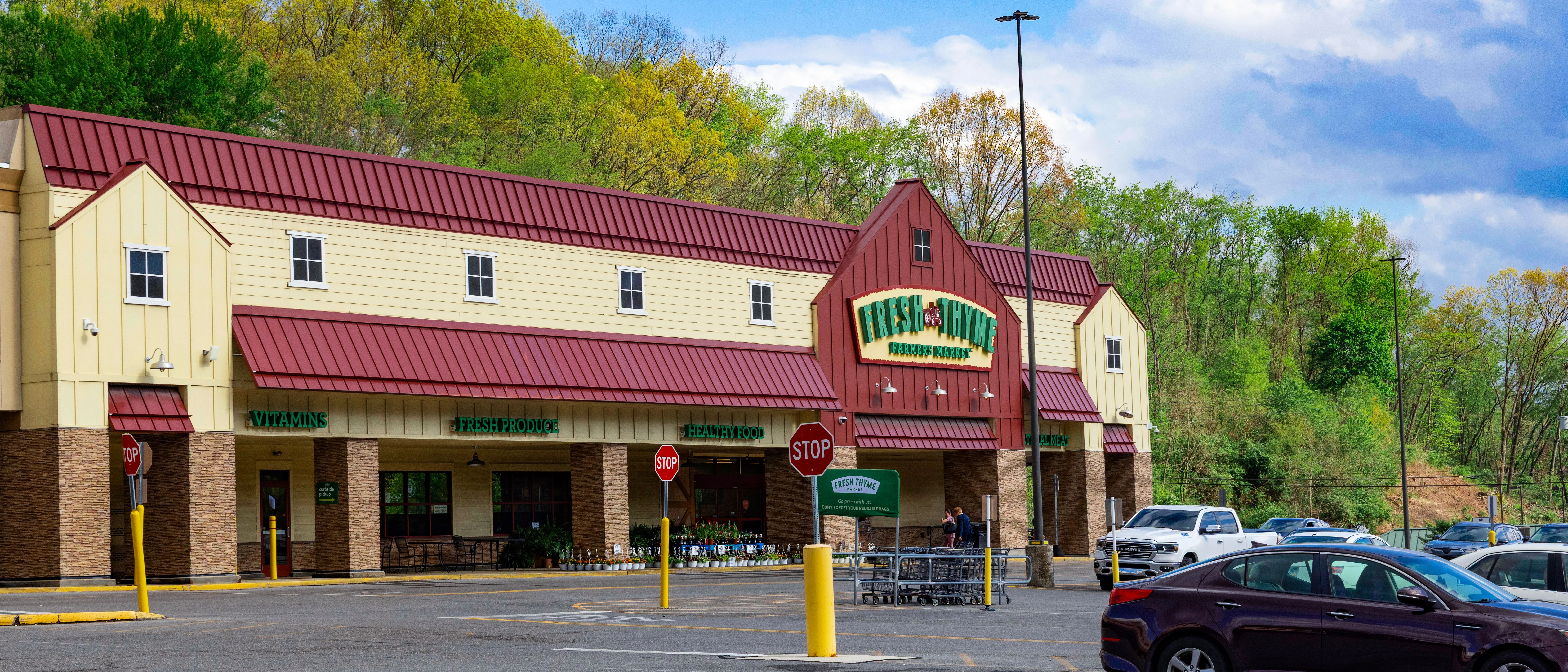 Southland Shopping Center — Sale in Pittsburgh, PA, photo 2 of 8