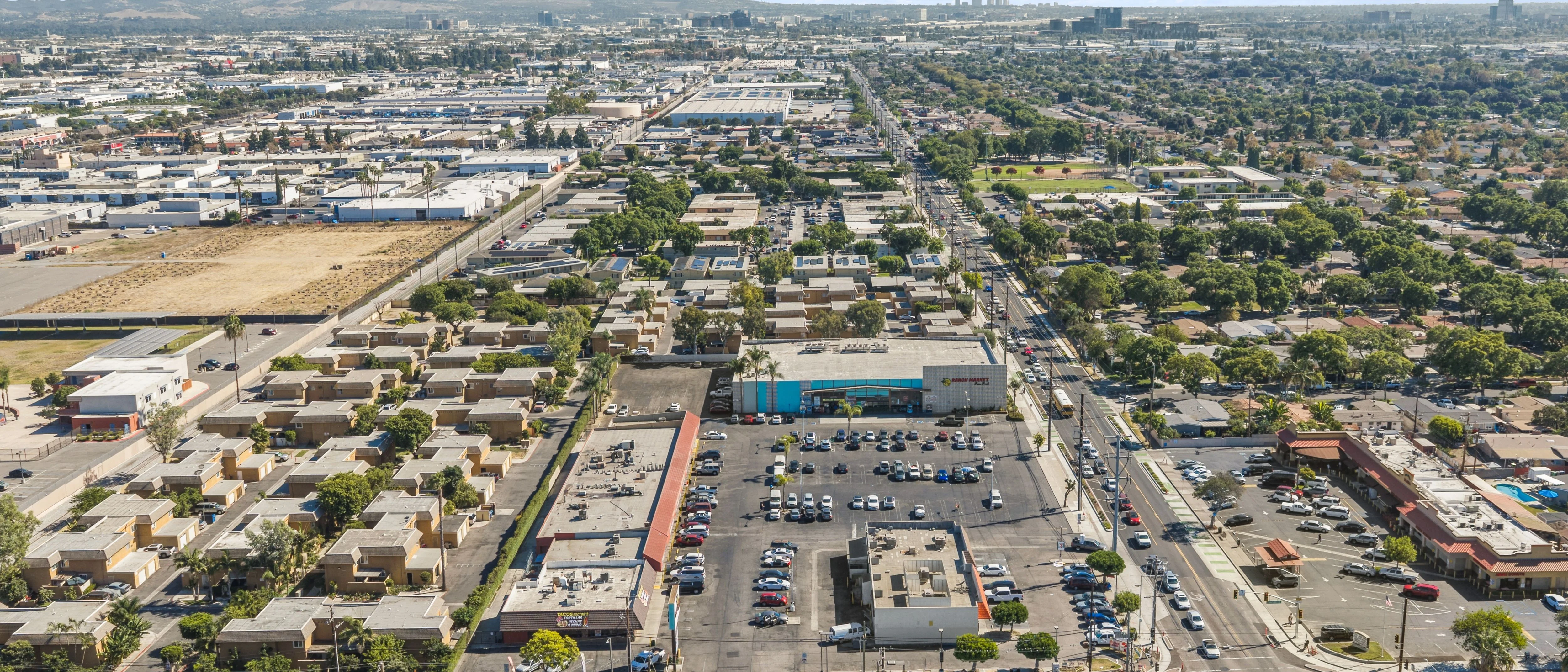 McFadden Shopping Center — Sale in Santa Ana, CA, photo 3 of 8
