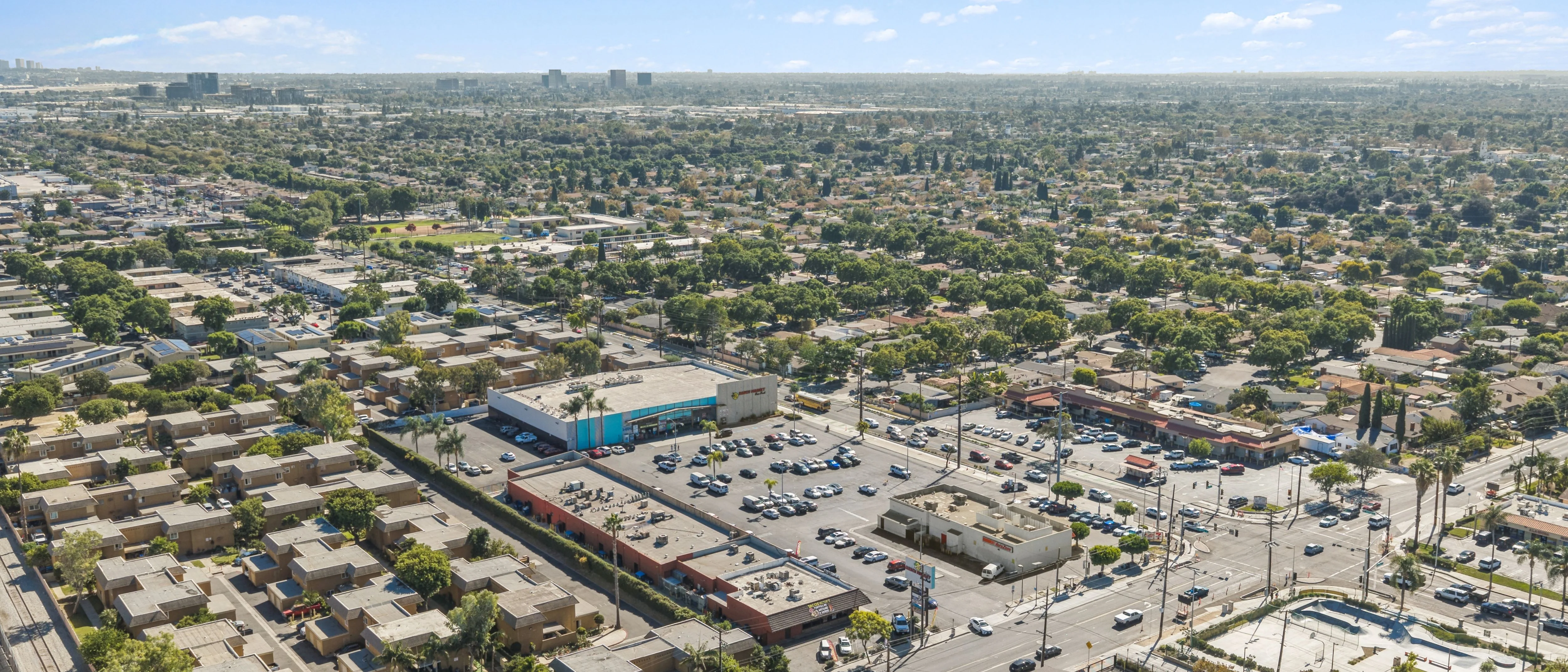 McFadden Shopping Center — Sale in Santa Ana, CA, photo 5 of 8
