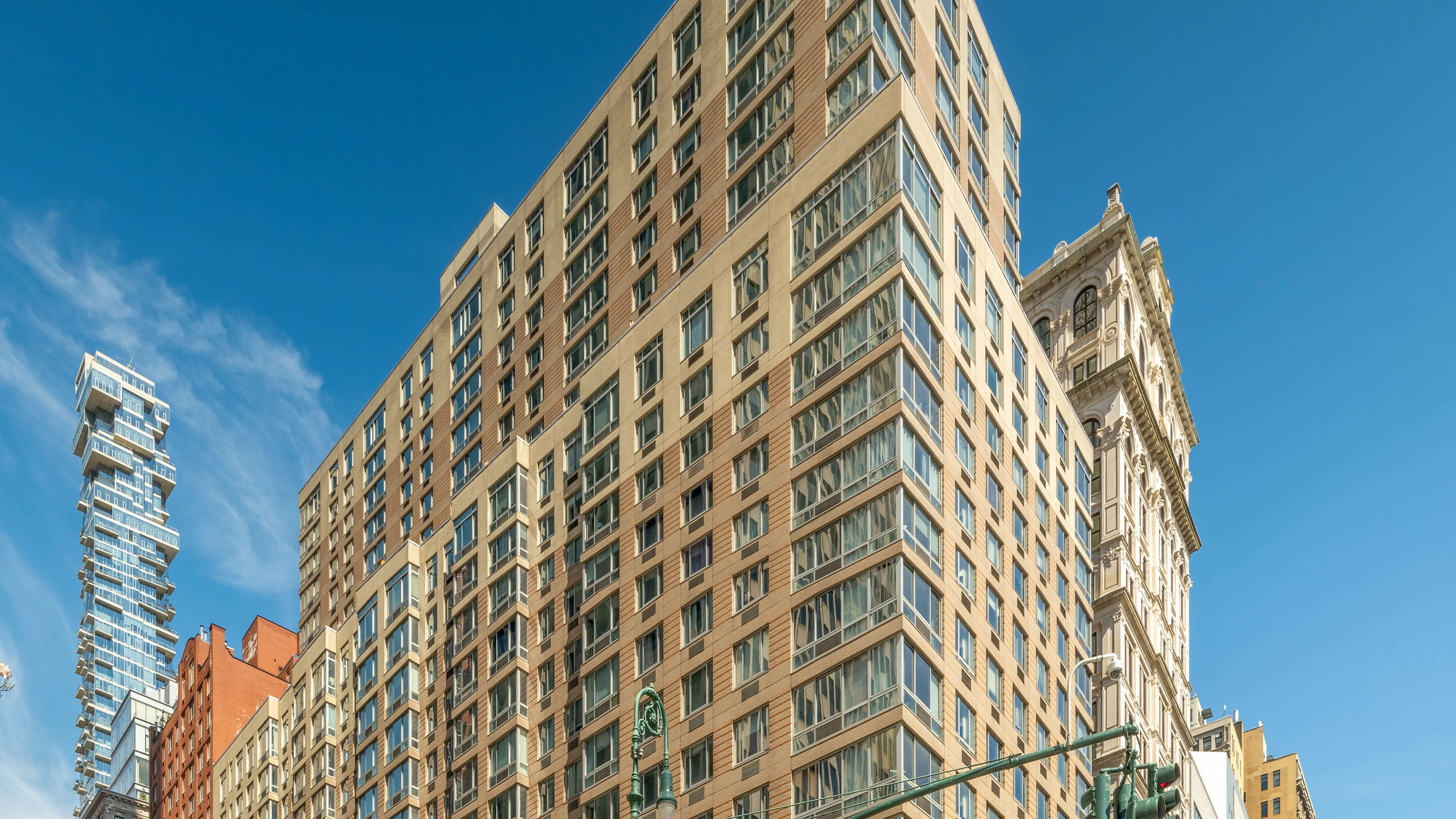 111 Worth — Sale in New York, NY, photo 1 of 8