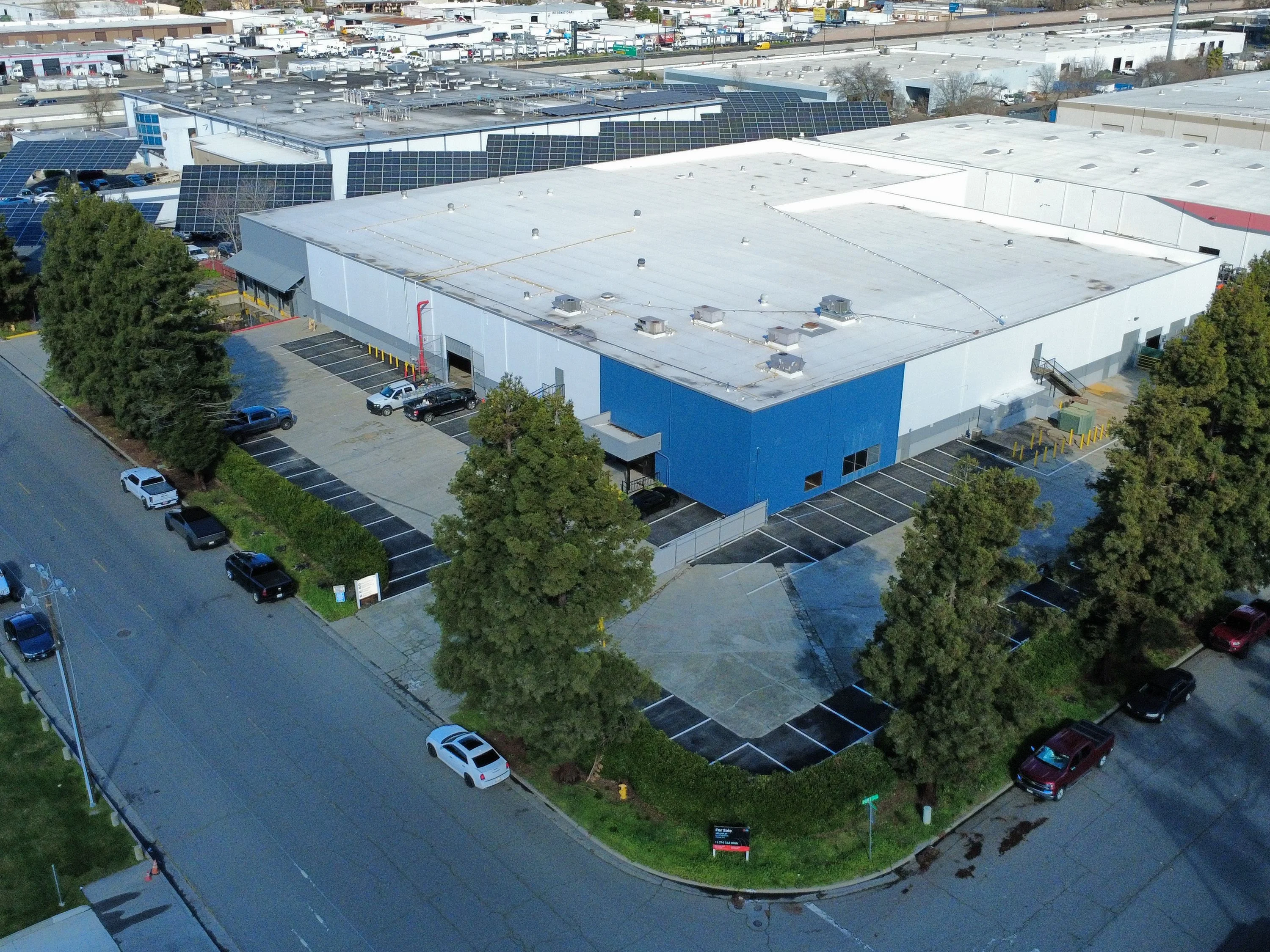 1201 Shore Street (Sacramento, CA) — Sale in West Sacramento, CA, photo 2 of 8