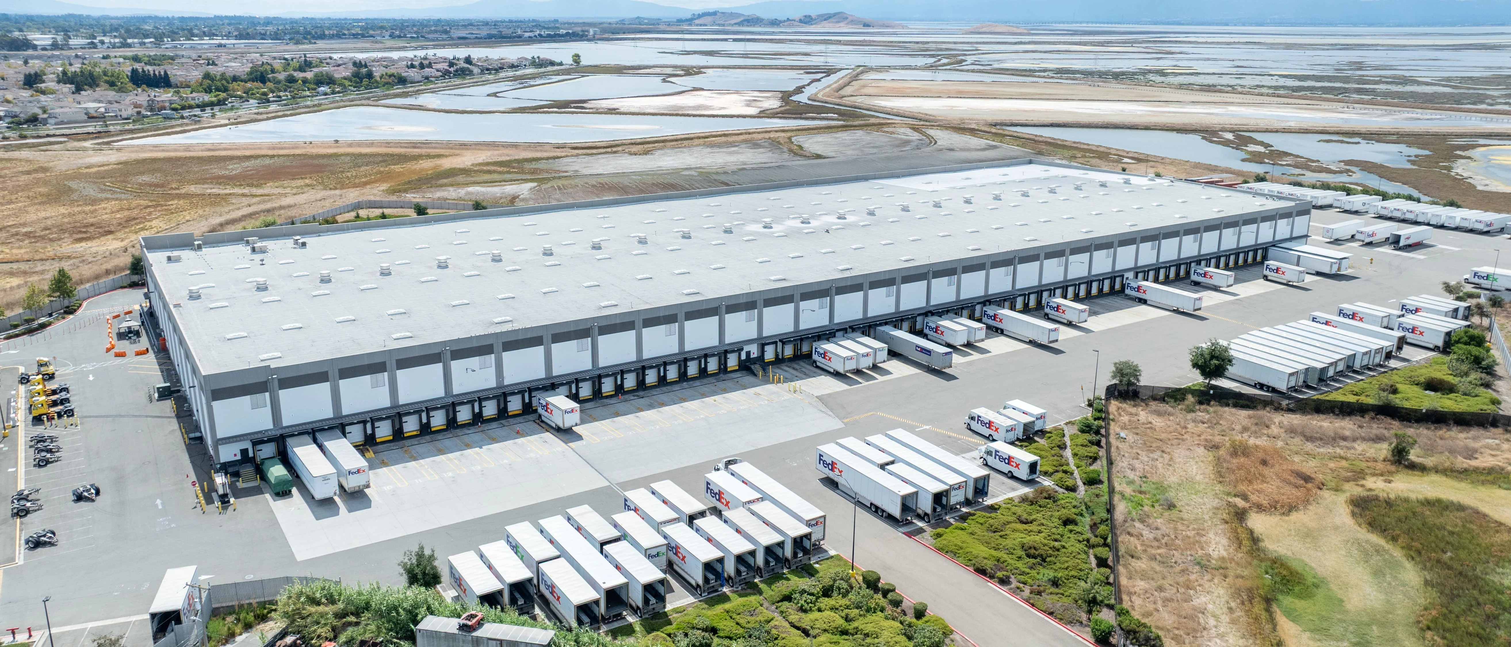 Hayward 92 Industrial Center — Sale in Hayward, CA, photo 4 of 8