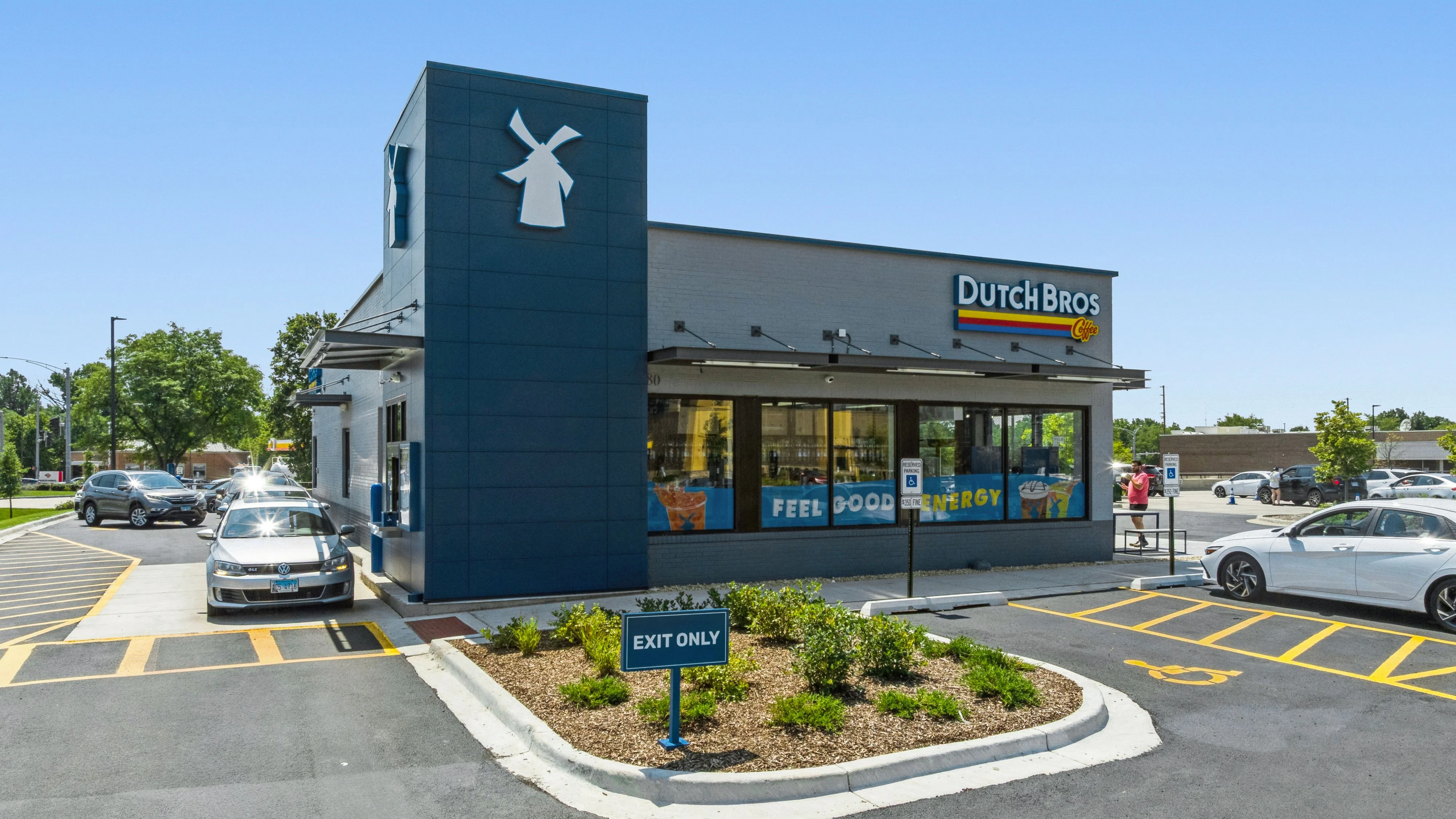 Dutch Bros - Buffalo Grove, IL — Sale in Buffalo Grove, IL, photo 1 of 8