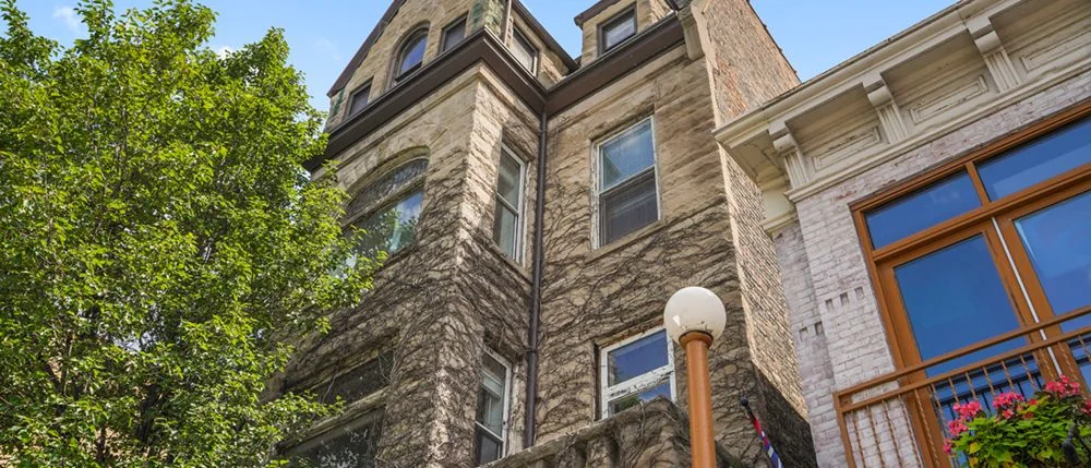 1539 North Wells Street — Sale in Chicago, IL, photo 5 of 8