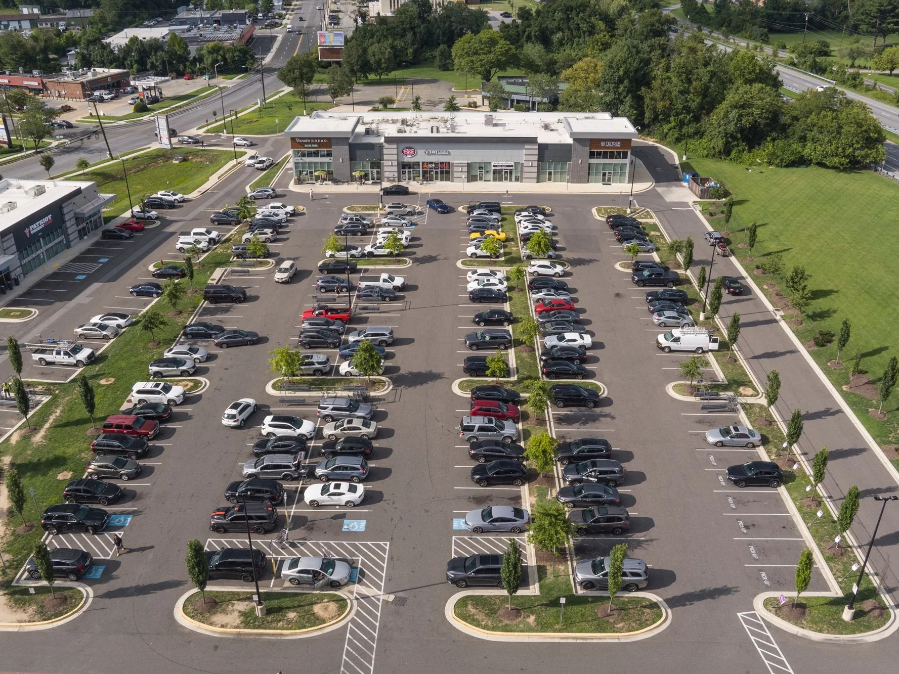 Livingston Square Strip Centers — Sale in Fort Washington, MD, photo 2 of 8