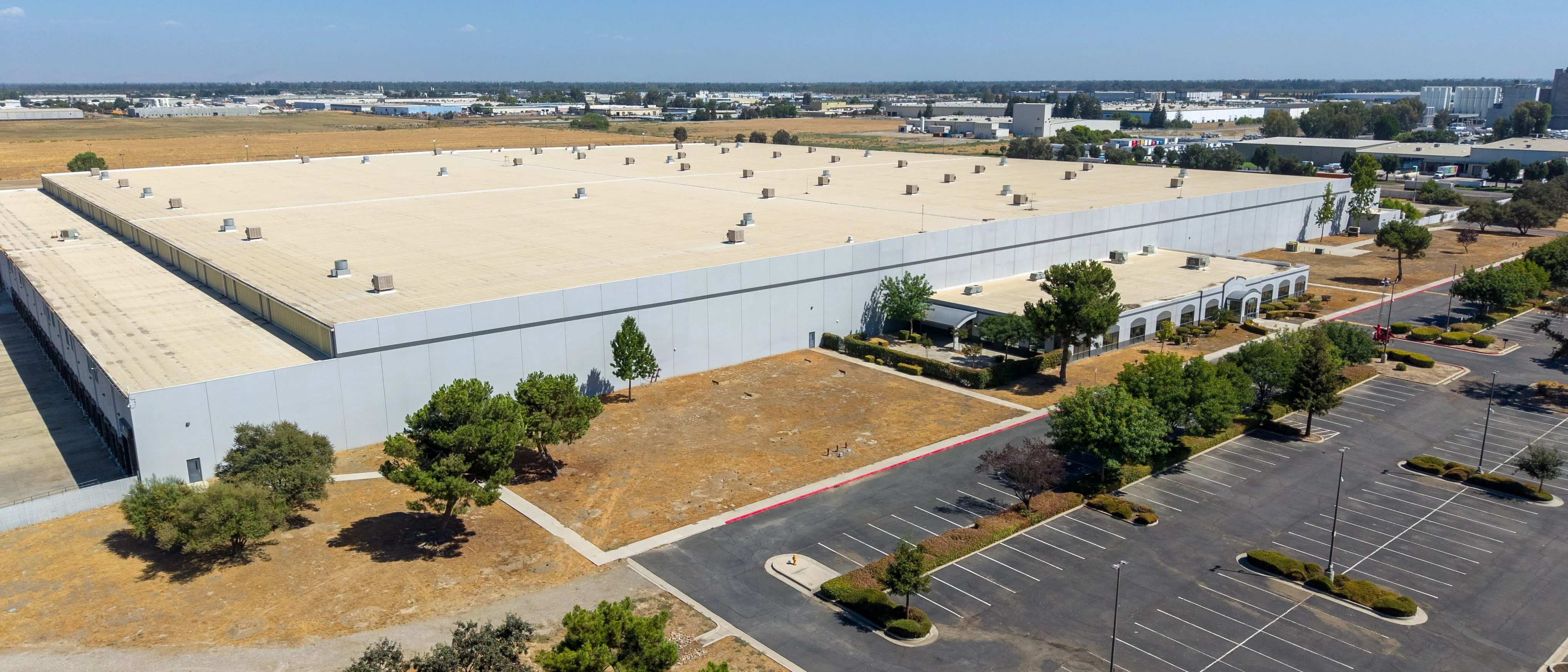 2500 N Plaza Drive (Visalia, CA) — Sale in Visalia, CA, photo 3 of 8