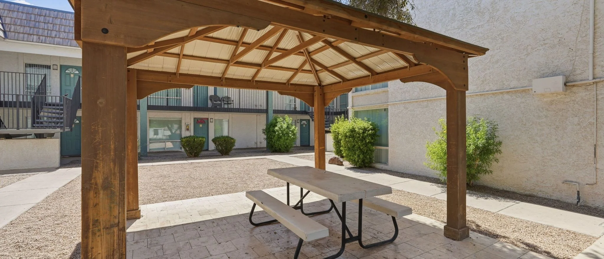 Mountain View Apartments — Sale in Mesa, AZ, photo 4 of 8