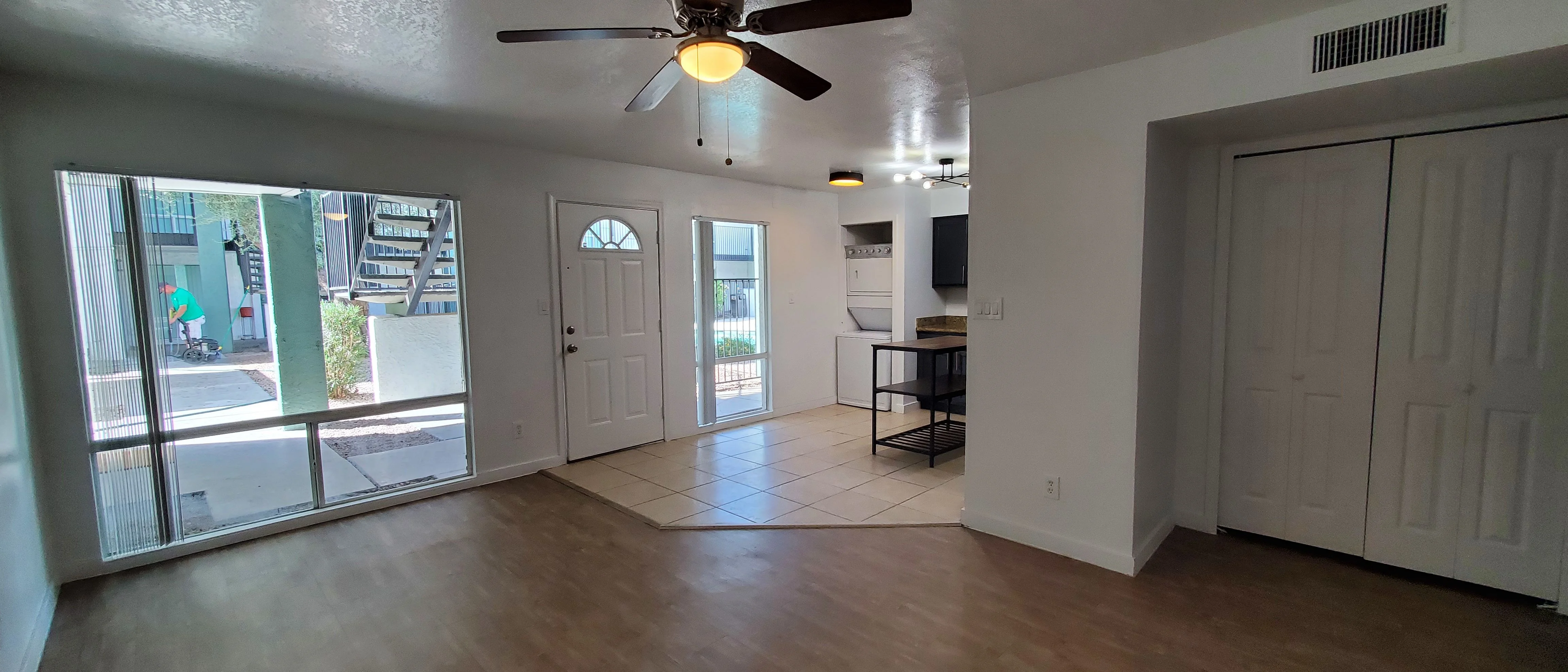 Mountain View Apartments — Sale in Mesa, AZ, photo 6 of 8