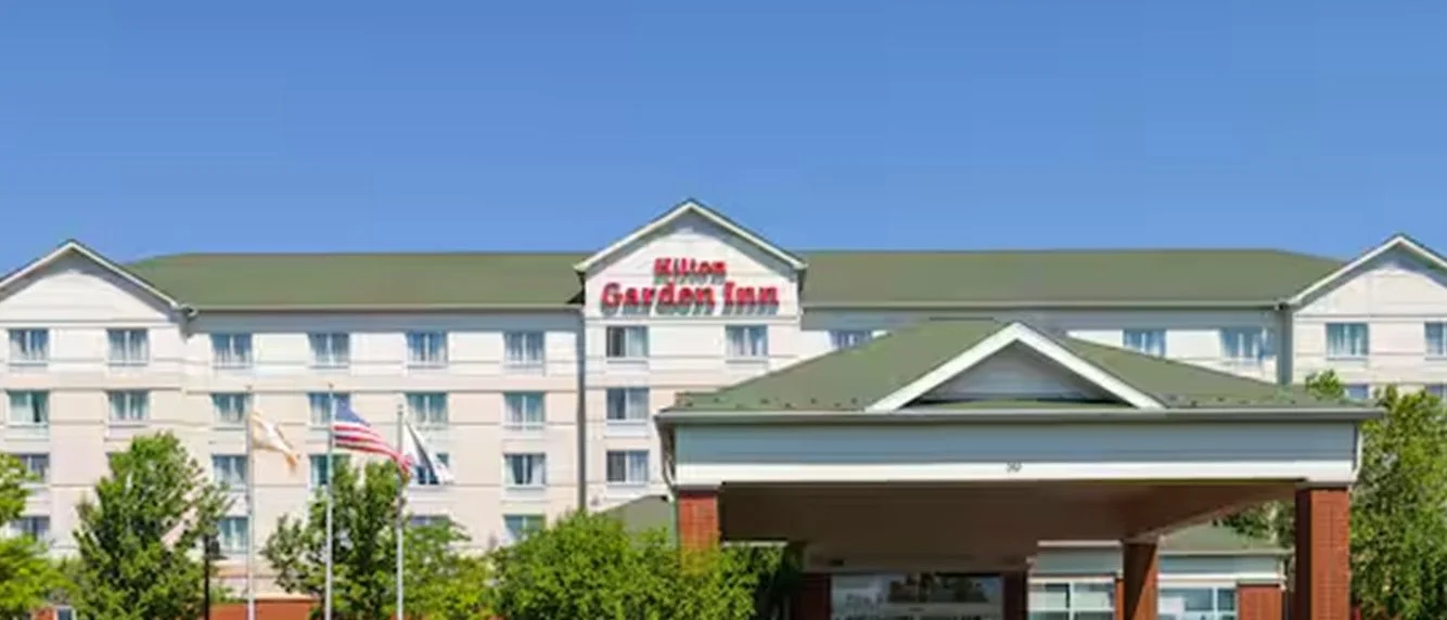 Hilton Garden Inn Edison Raritan Center — Sale in Edison, NJ, photo 3 of 8