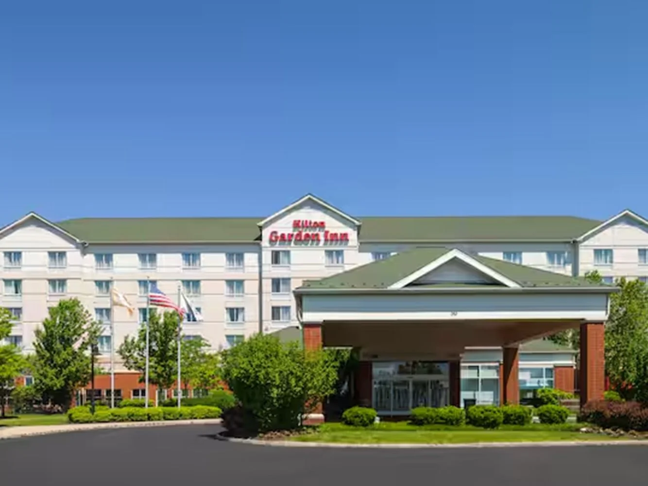 Hilton Garden Inn Edison Raritan Center — Sale in Edison, NJ, photo 2 of 8
