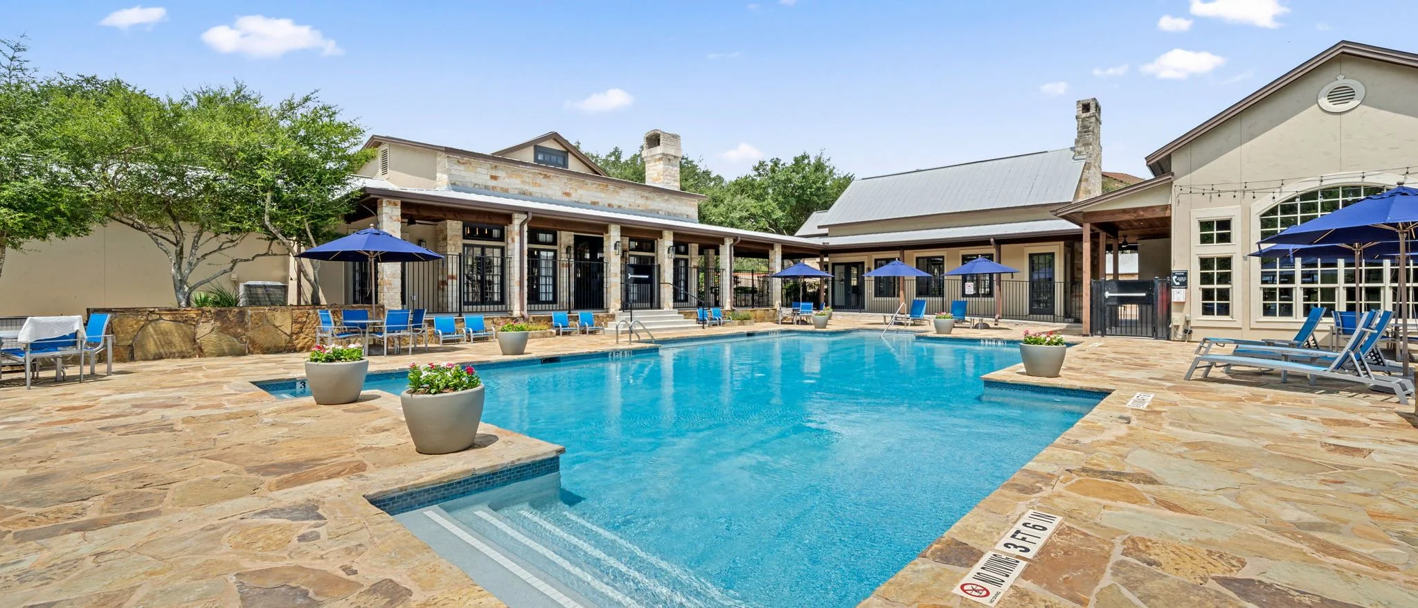 Barton Creek Villas — Sale in Austin, TX, photo 3 of 8