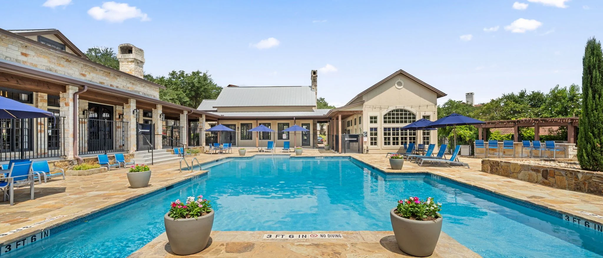 Barton Creek Villas — Sale in Austin, TX, photo 6 of 8