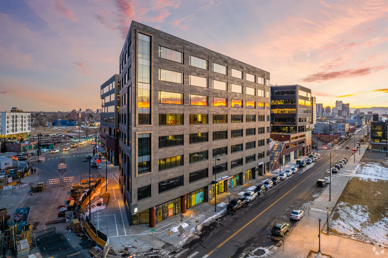 HUB North — Lease in Denver, CO, photo 2 of 8