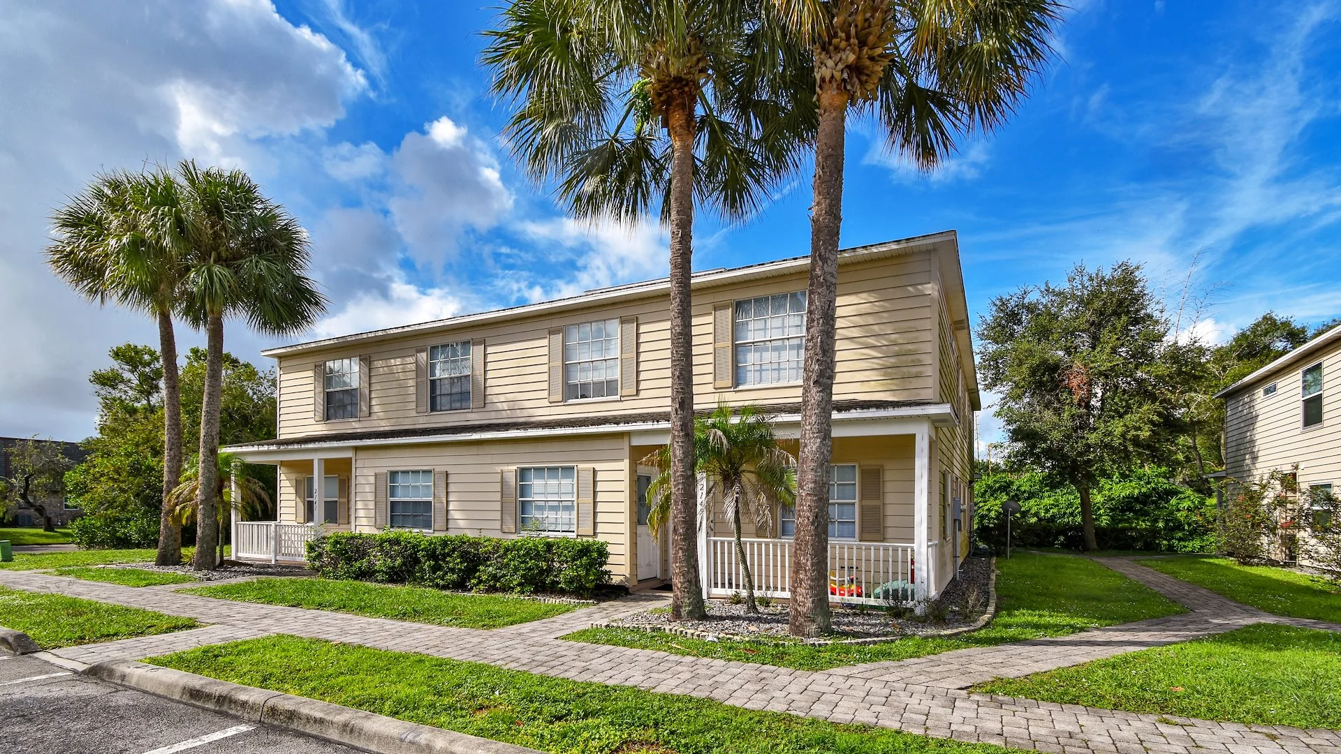 Royal Villas Townhomes — Sale in Titusville, FL, photo 3 of 6