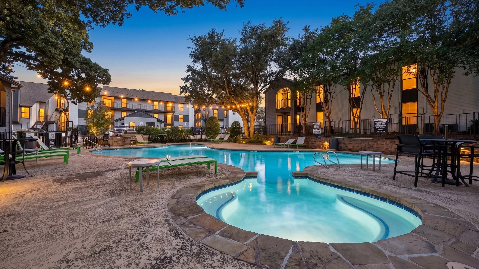 Element — Sale in Arlington, TX, photo 1 of 2