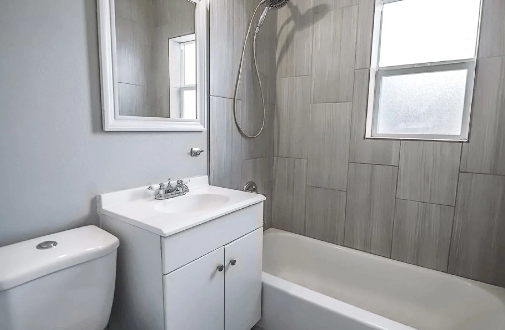 224 N 13th St — Sale in Las Vegas, NV, photo 2 of 8