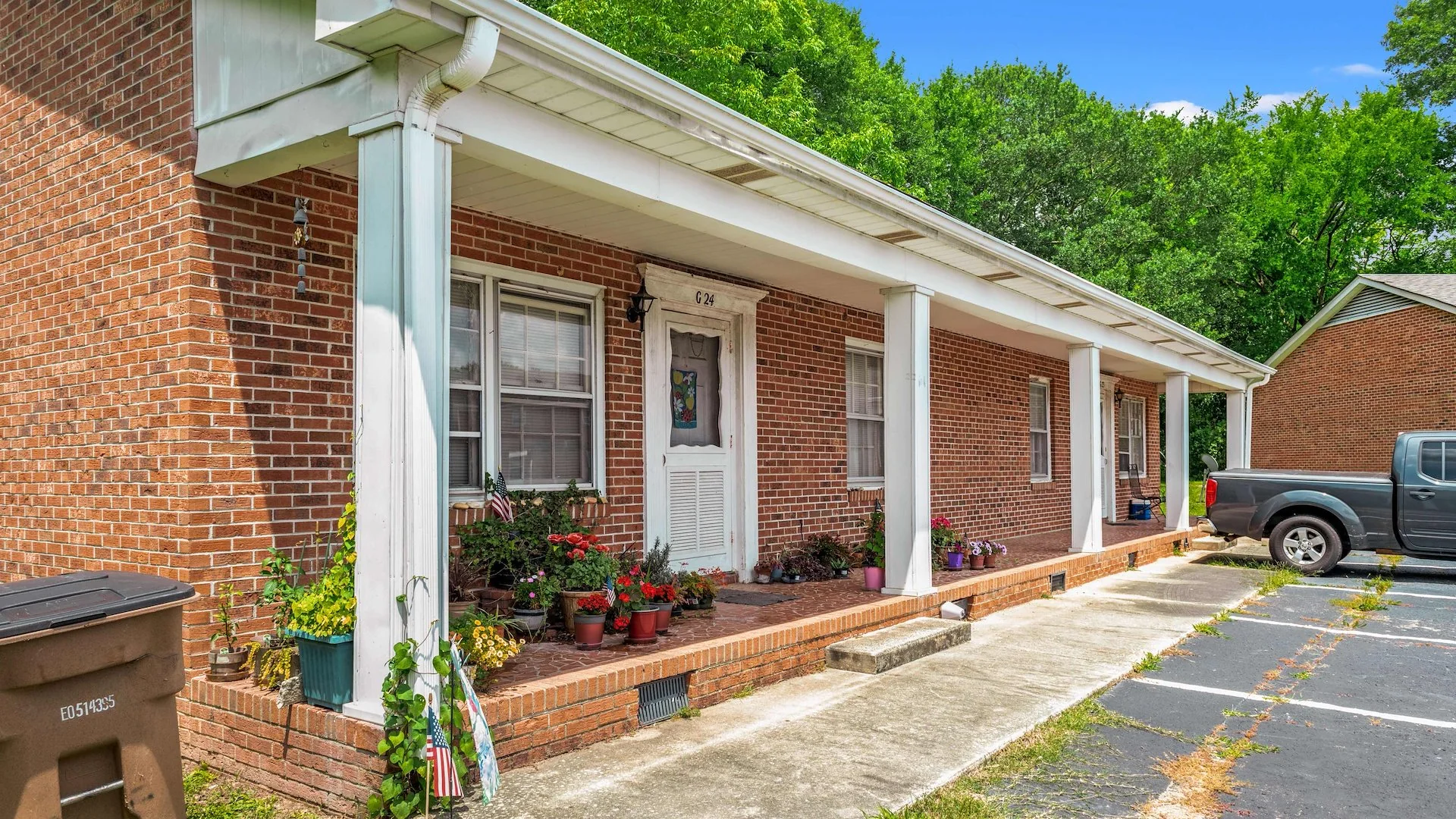 Baker Street Apartments — Sale in Whitmire, SC, photo 4 of 6
