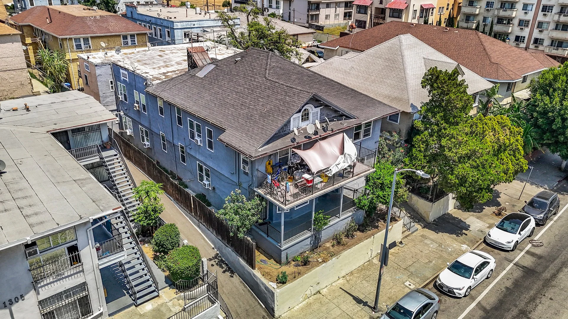 1247 W 8th St — Sale in Los Angeles, CA, photo 3 of 5