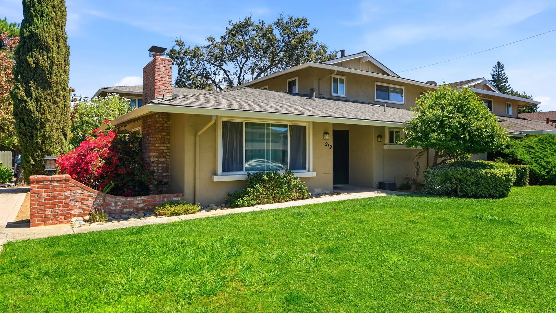 919 Castlewood Dr — Sale in Los Gatos, CA, photo 3 of 7