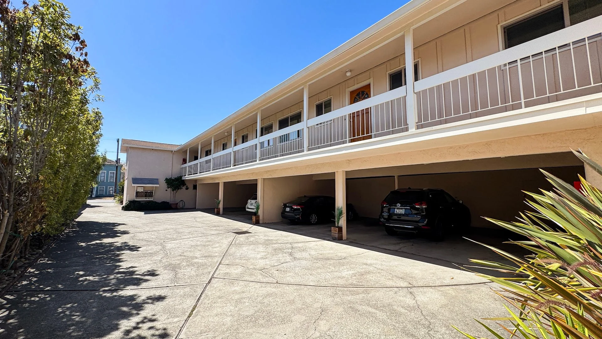 1611 Santa Clara Ave — Sale in Alameda, CA, photo 1 of 4