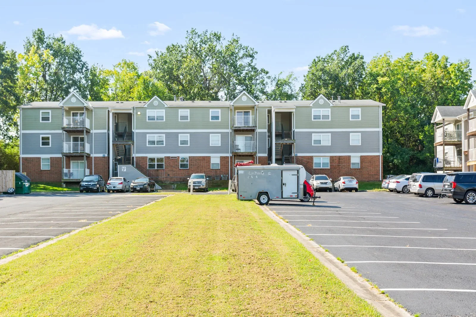 Auction - Park Highlands Apartments — Sale in Kansas City, MO, photo 6 of 8