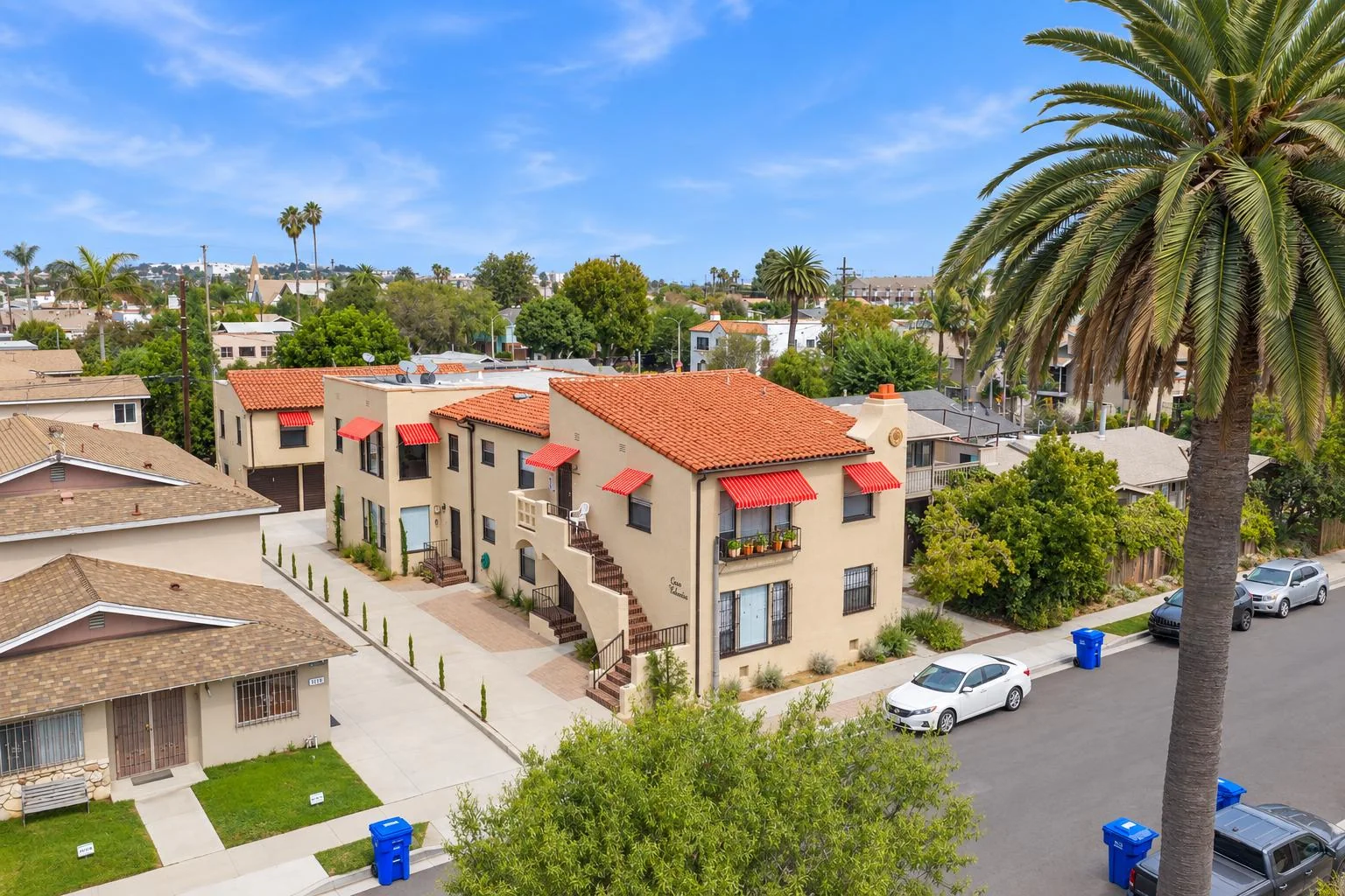 Casa Valencia — Sale in Long Beach, CA, photo 1 of 6