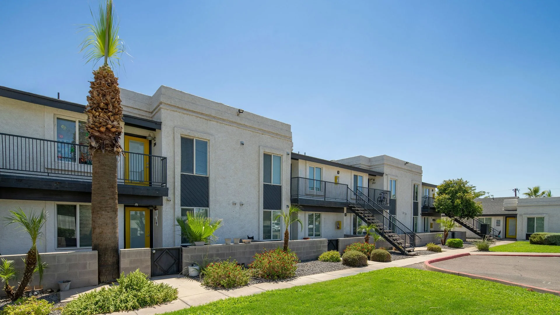 Waterside — Sale in Phoenix, AZ, photo 1 of 3