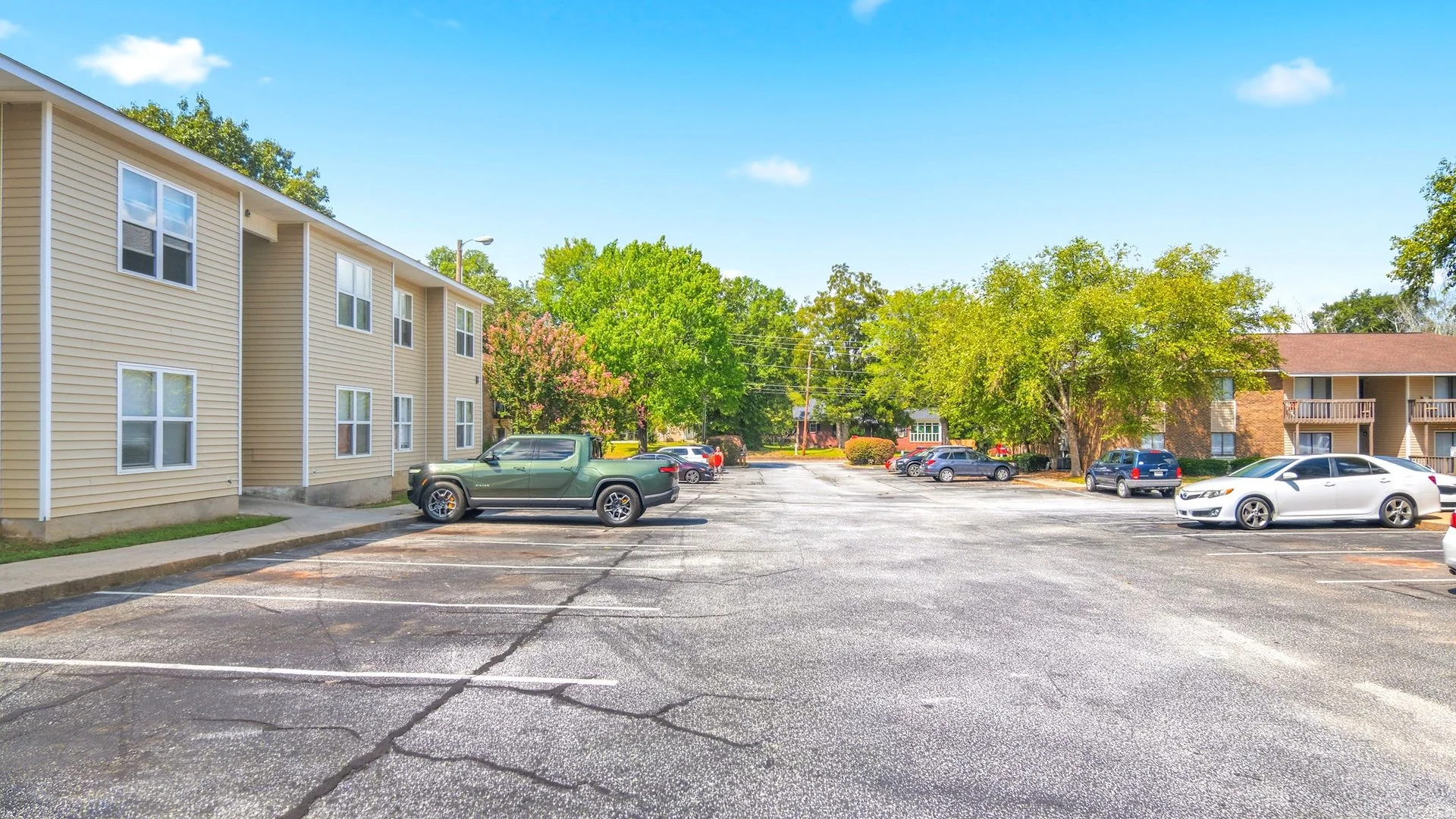 Boxwood Terrace Apartments — Sale in Greenwood, SC, photo 5 of 6