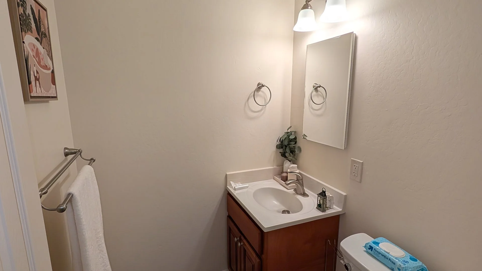 Townhouse Apartments — Sale in Santa Rosa, CA, photo 2 of 6