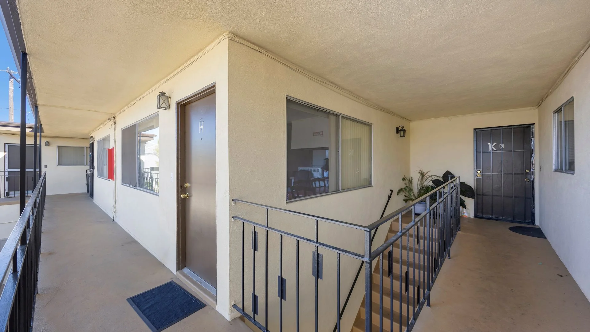 25901 Viana Ave — Sale in Lomita, CA, photo 8 of 8